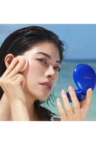 كريم أساس واق من الشمس بعامل حماية SPF 30