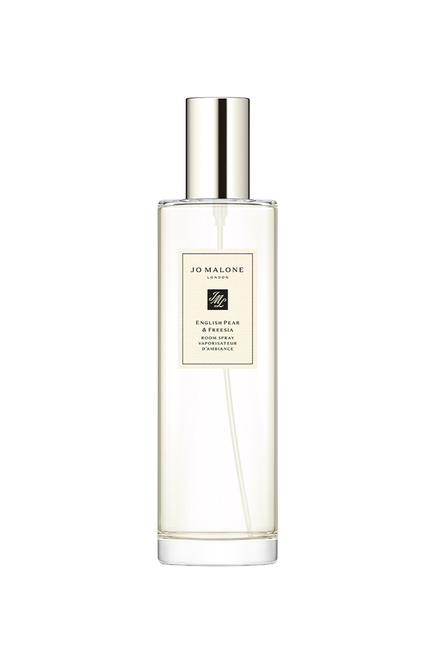 بخاخ معطر للغرف إنجلش بير اند فريزيا