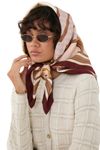 نظارة شمسية بإطار بيضوي