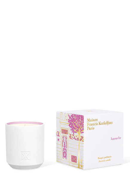 شمعة أنوش معطرة