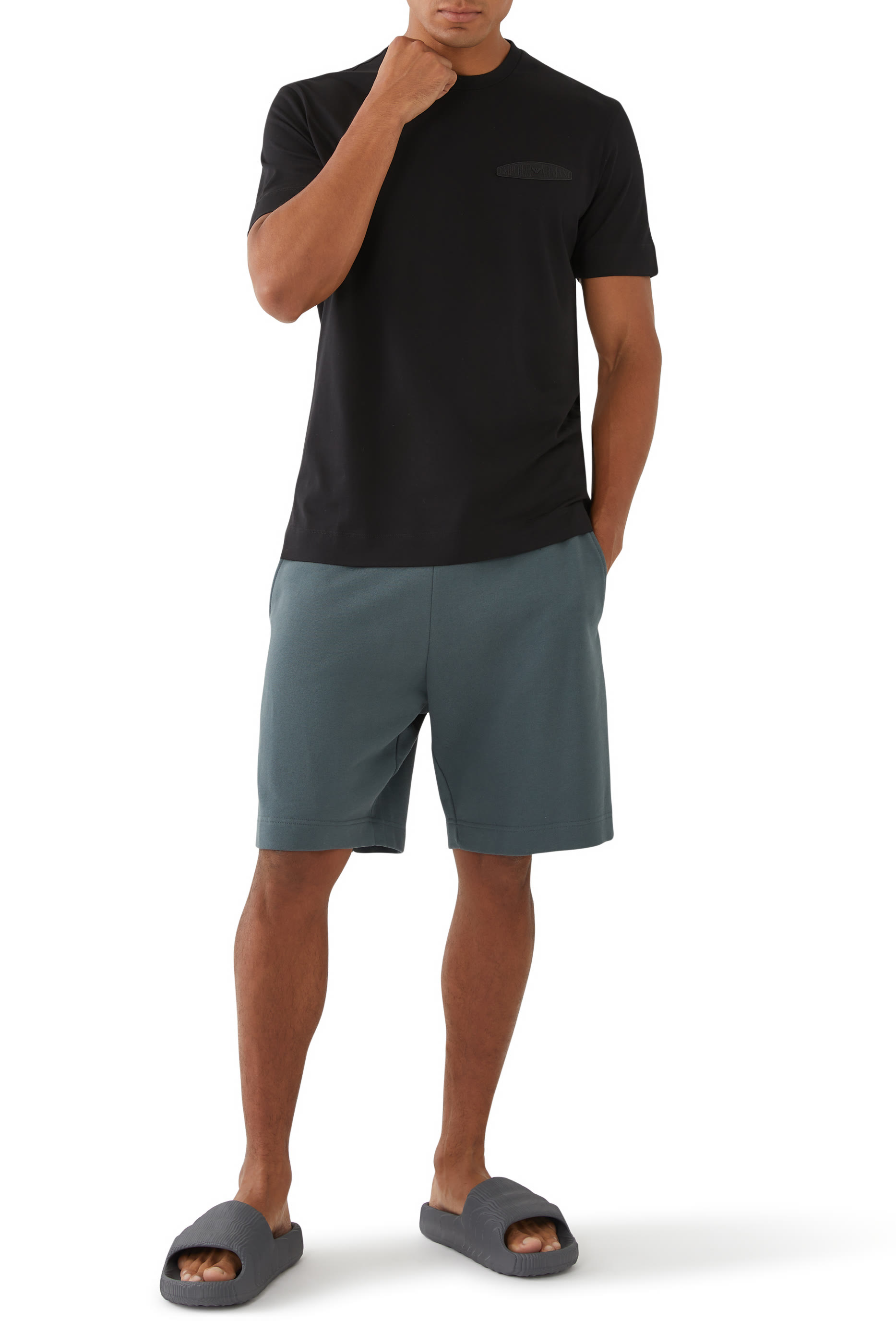 تيشيرت مطرز بحروف شعار الماركة مايكرو قطن