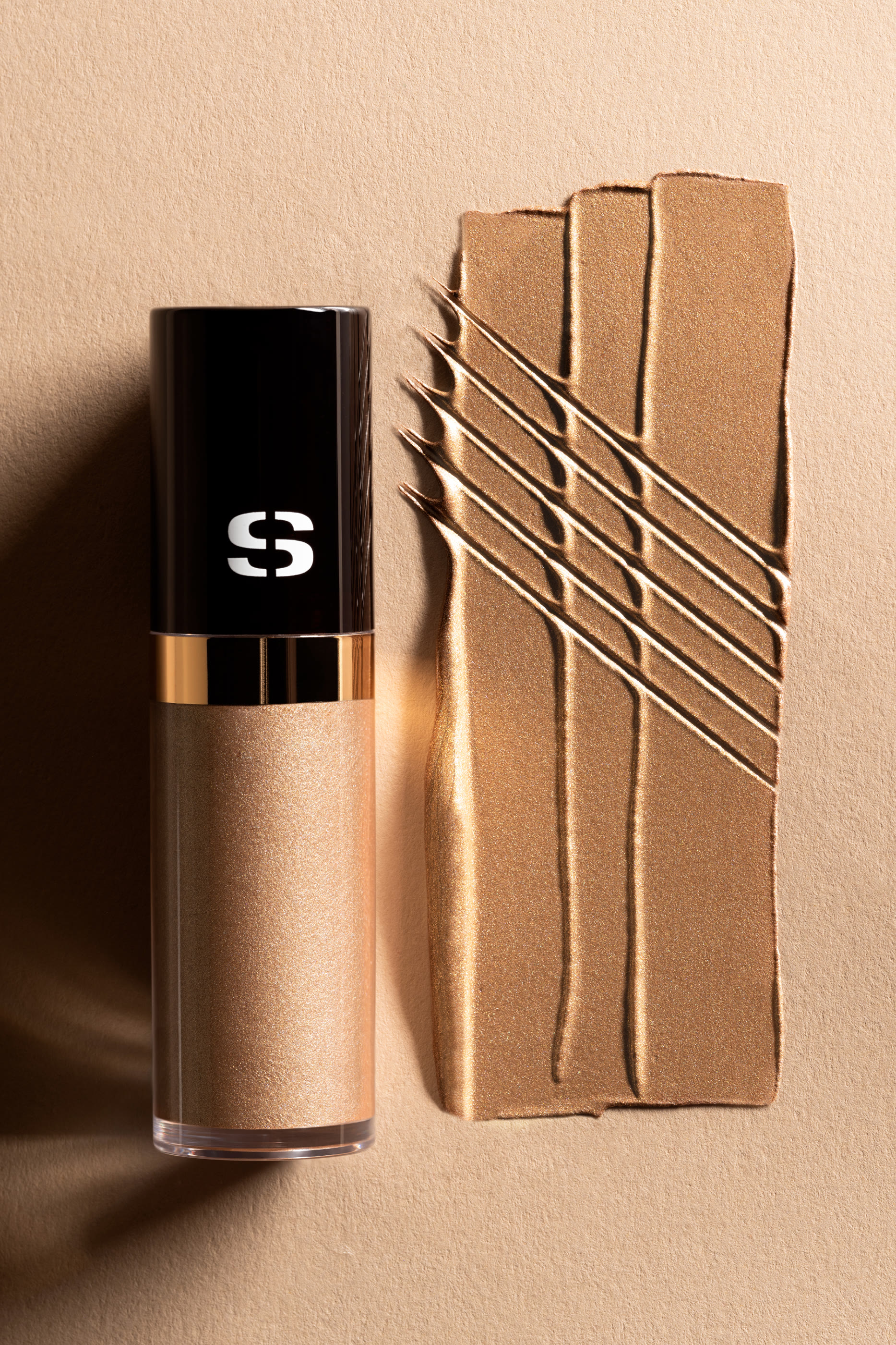 ظل عيون سائل اومبري ايكلا