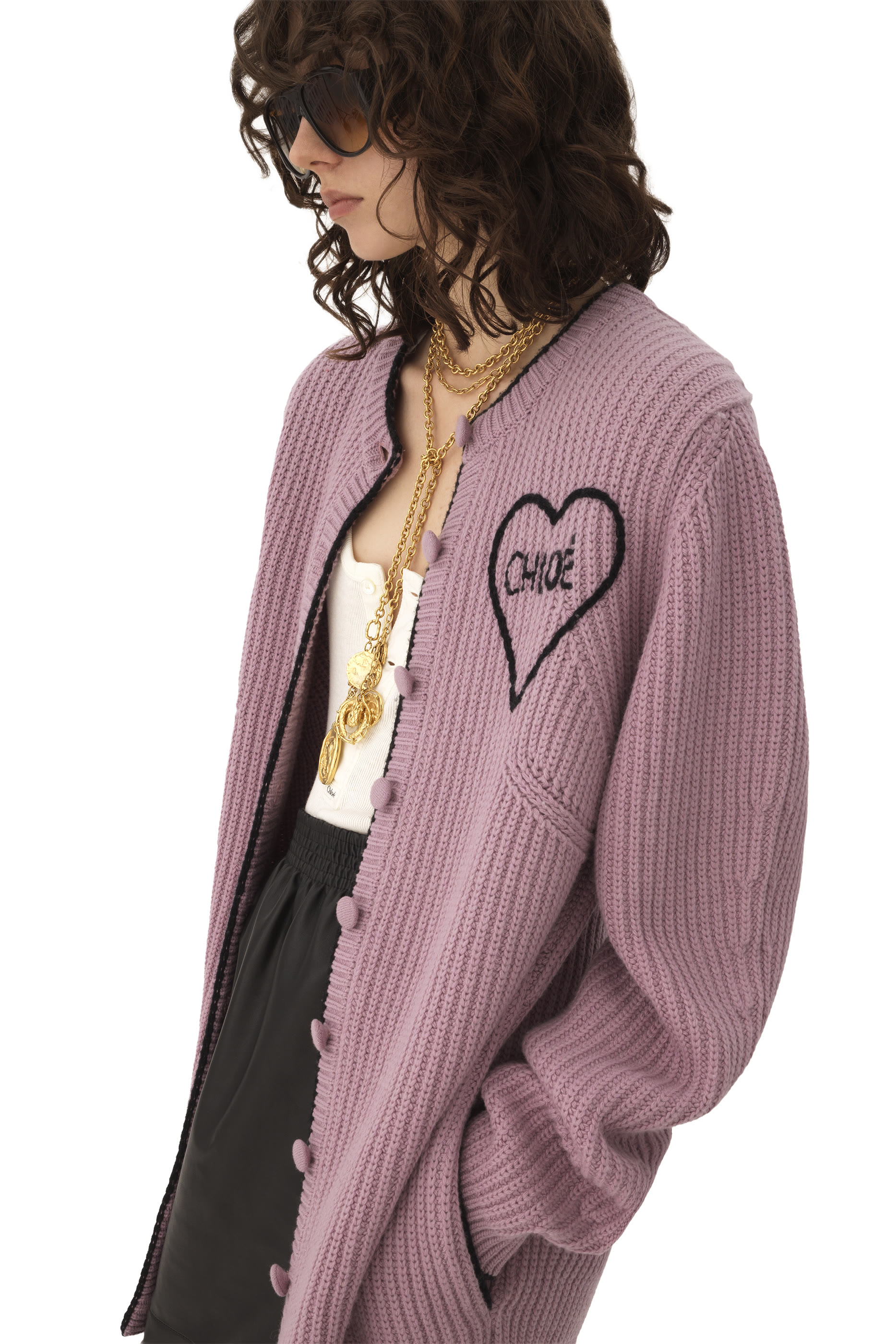 كارديغان جينيروس بشعار الماركة