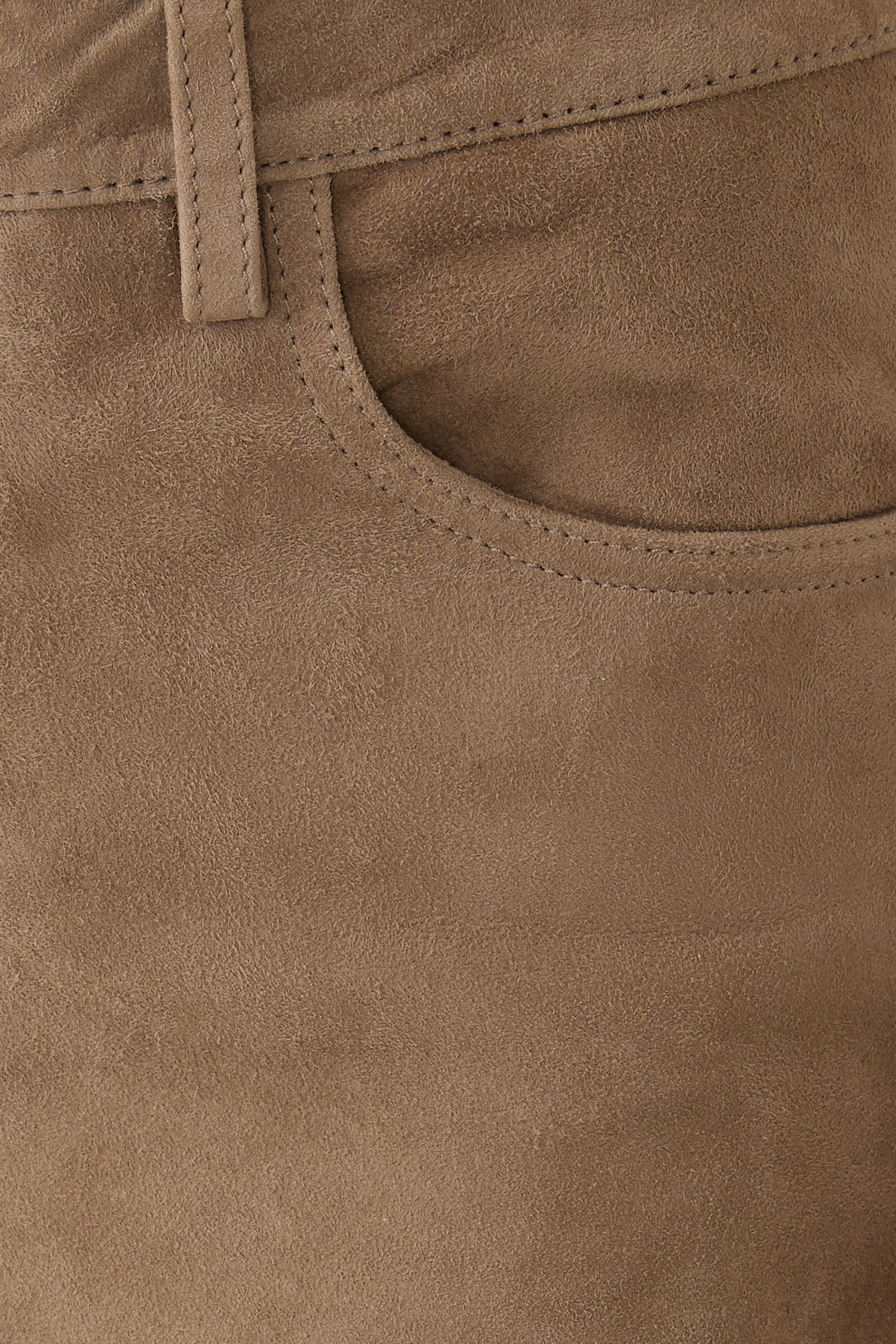 بنطال بقصة مستقيمة شمواه