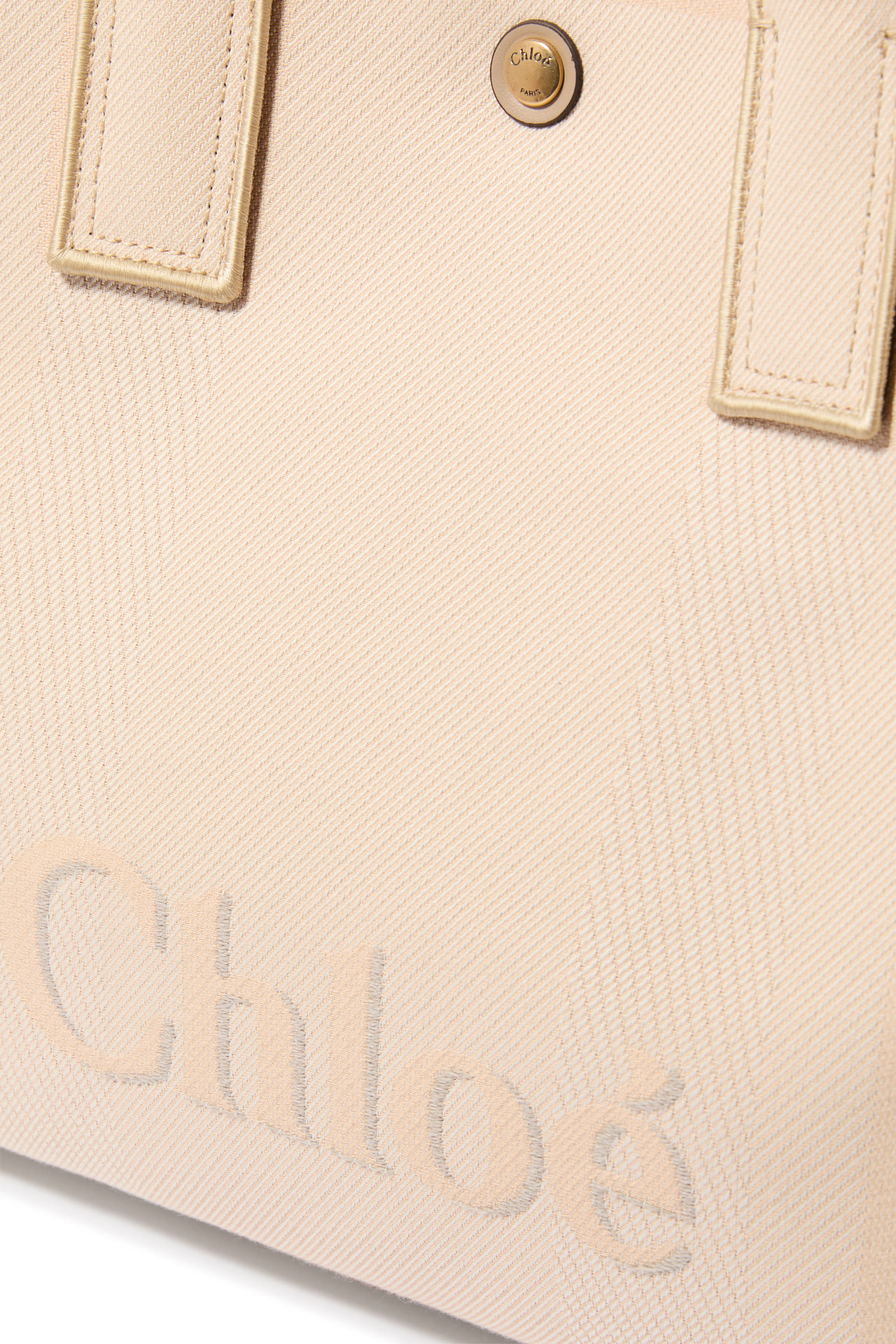 حقيبة يد متوسطة