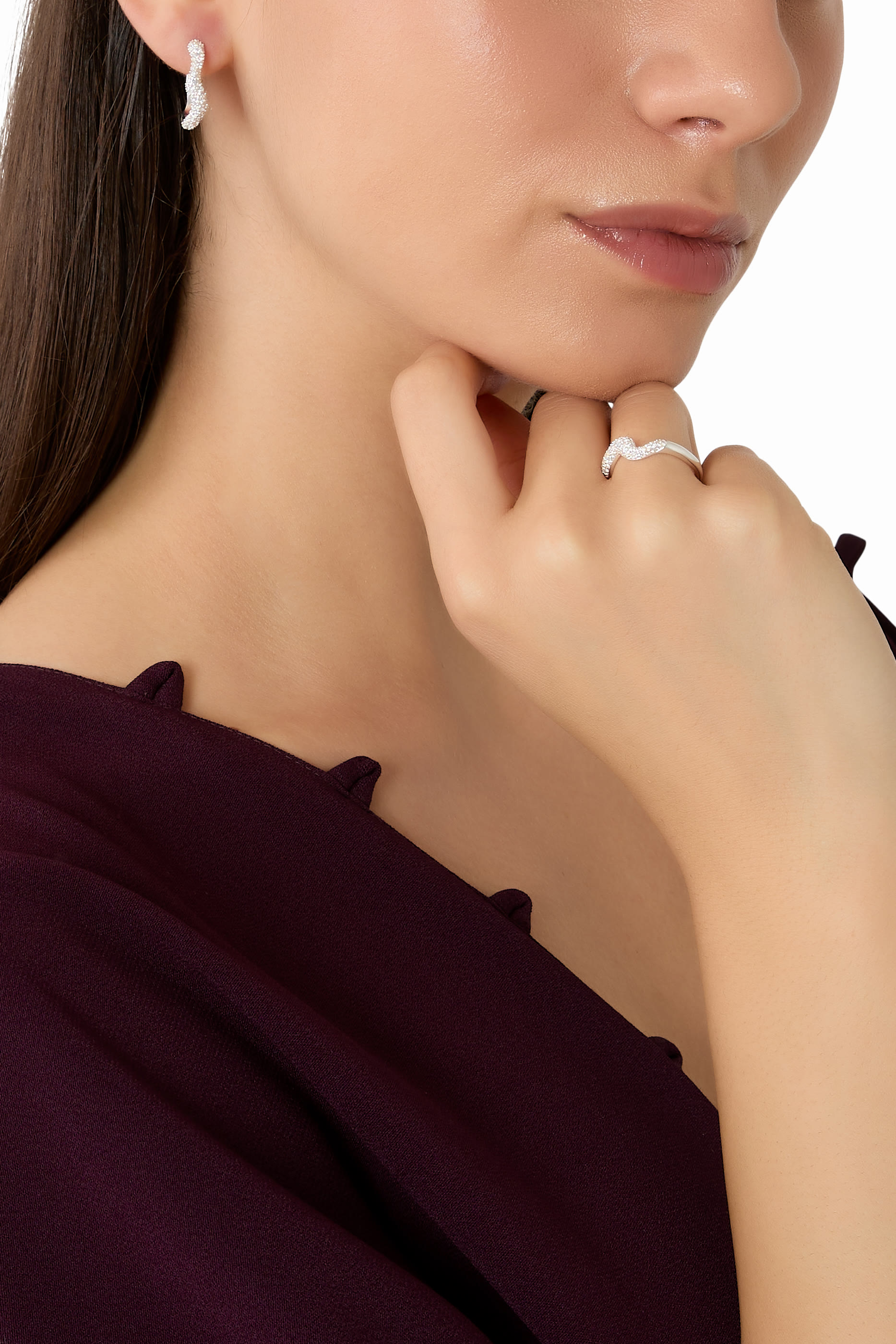 أقراط مولتن سنو دائرية صغيرة