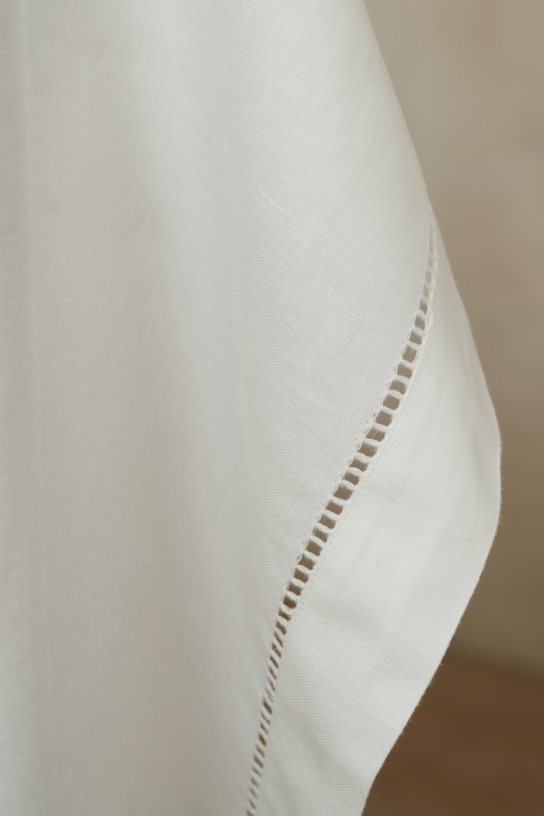 Luca Jour Work Tablecloth