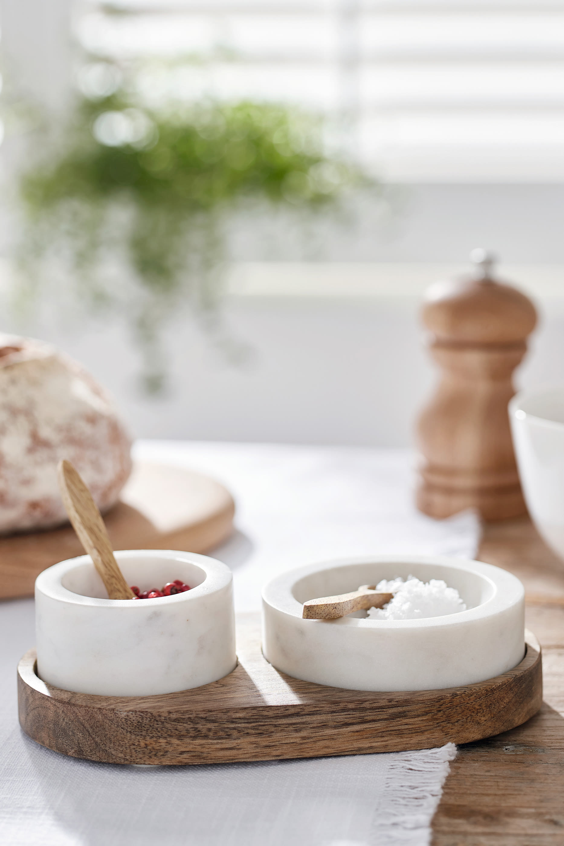 مجموعة أوعية توابل رخام