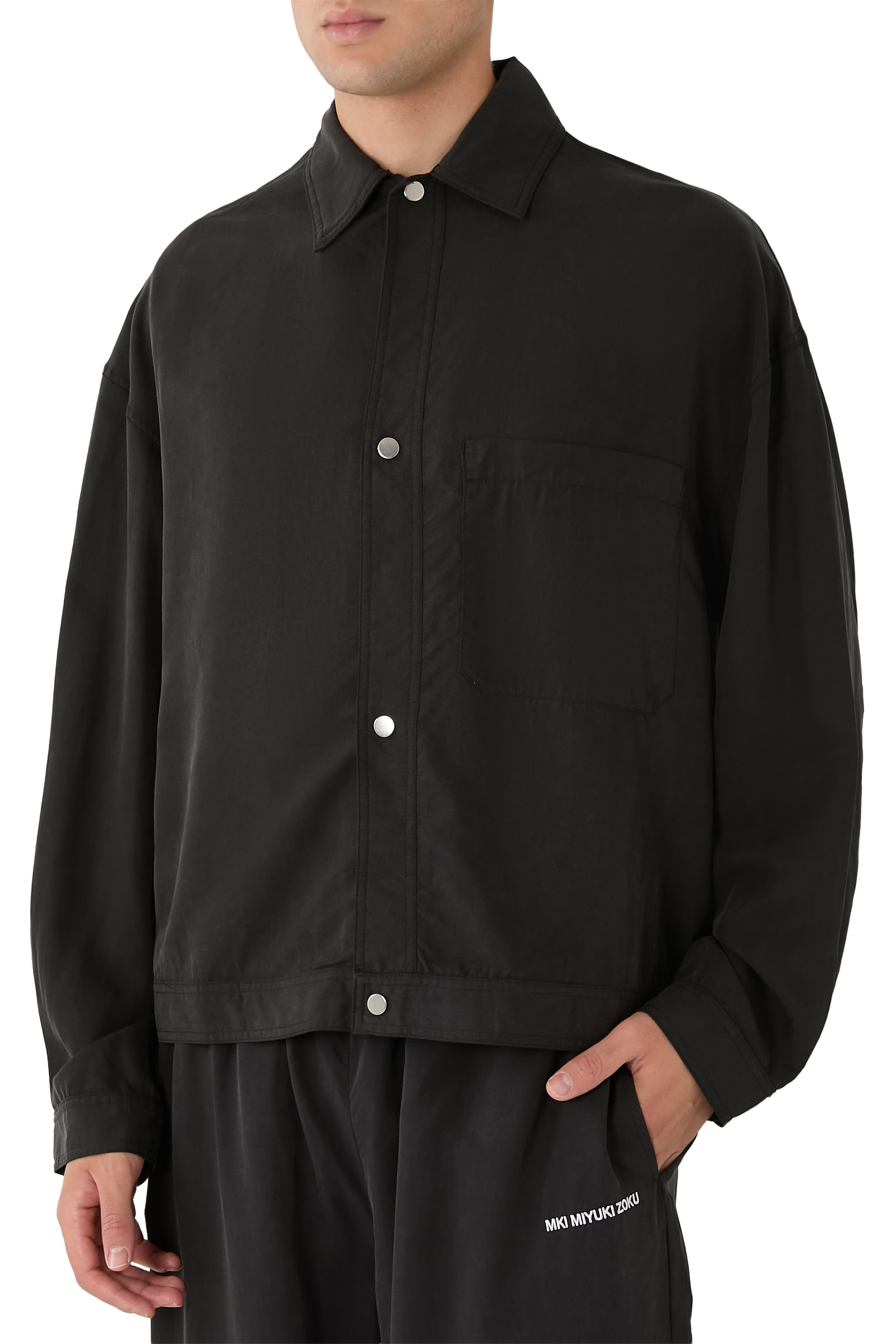 جاكيت رياضي كوربو بلون باهت