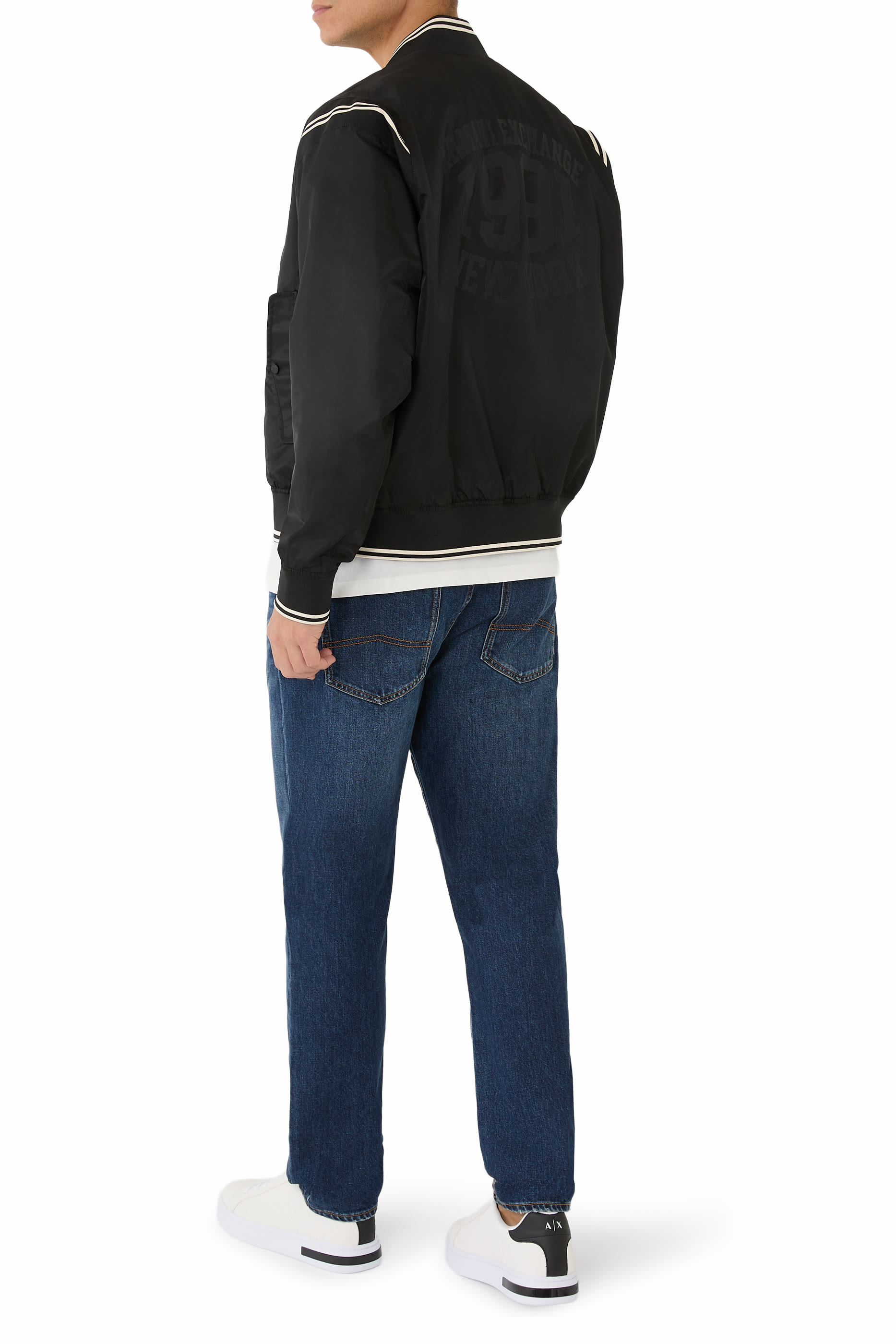 جاكيت فضفاض بسحاب بطبعة شعار الماركة 