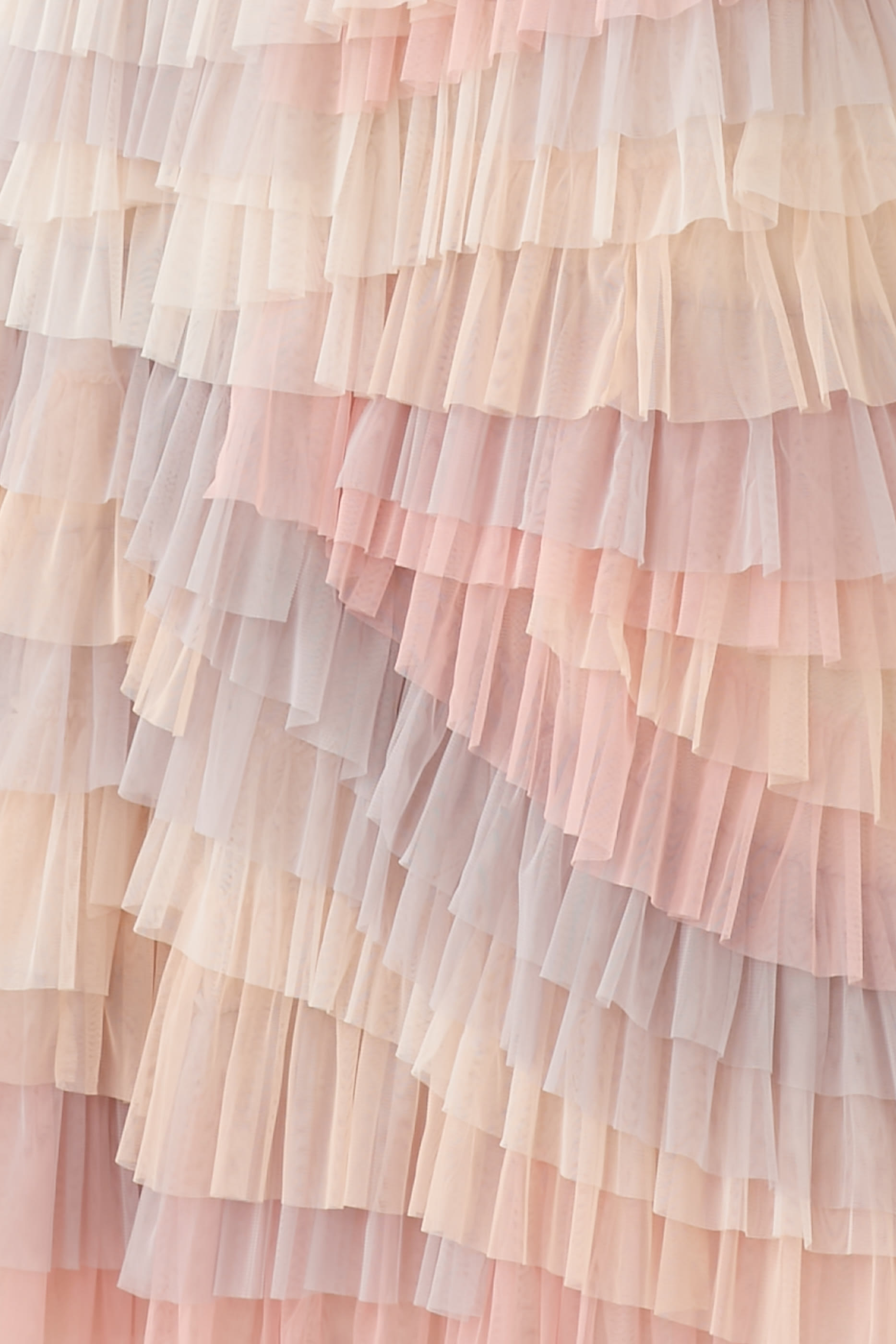 فستان سهرة بيترا بكشكش