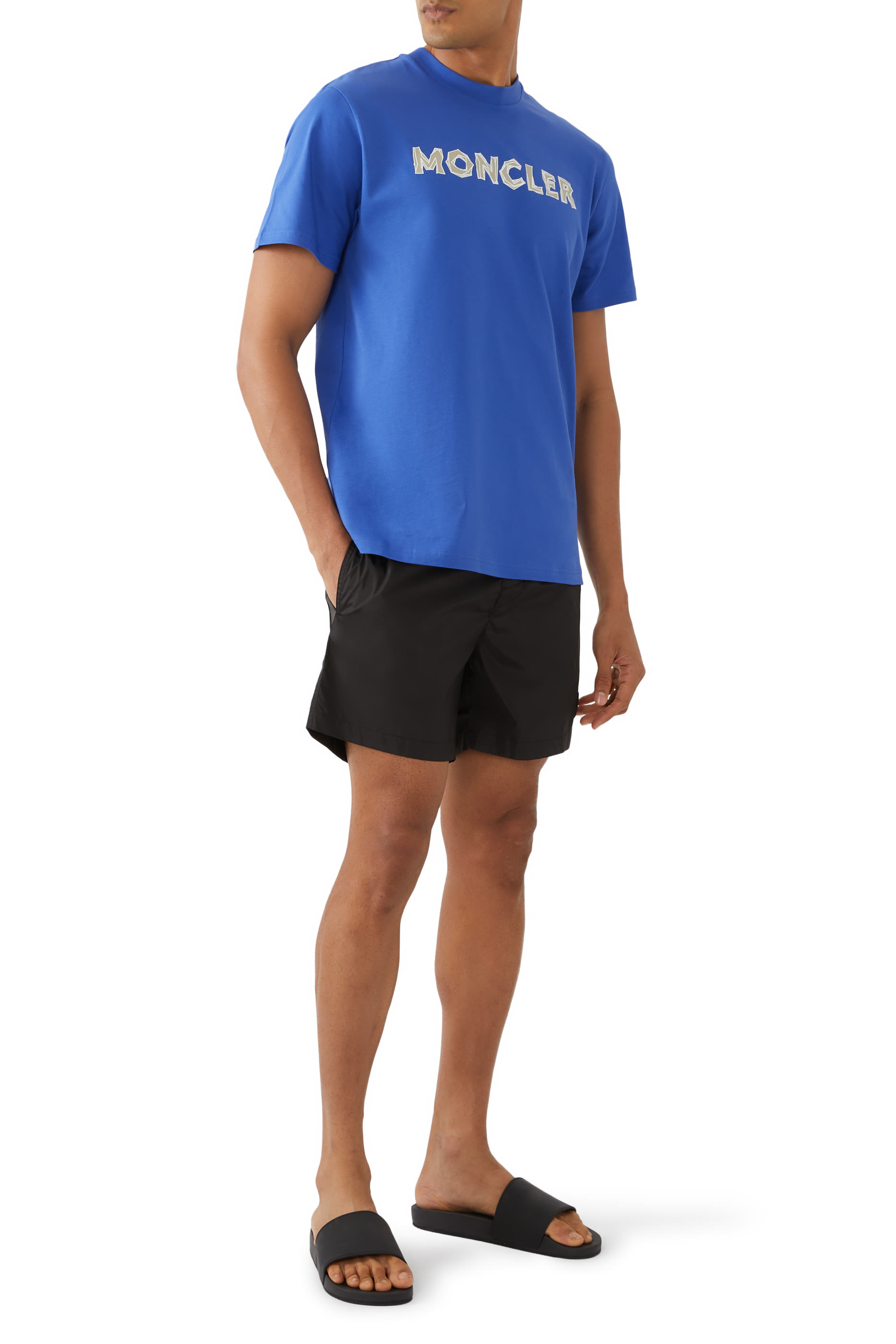 تيشيرت بشعار الماركة