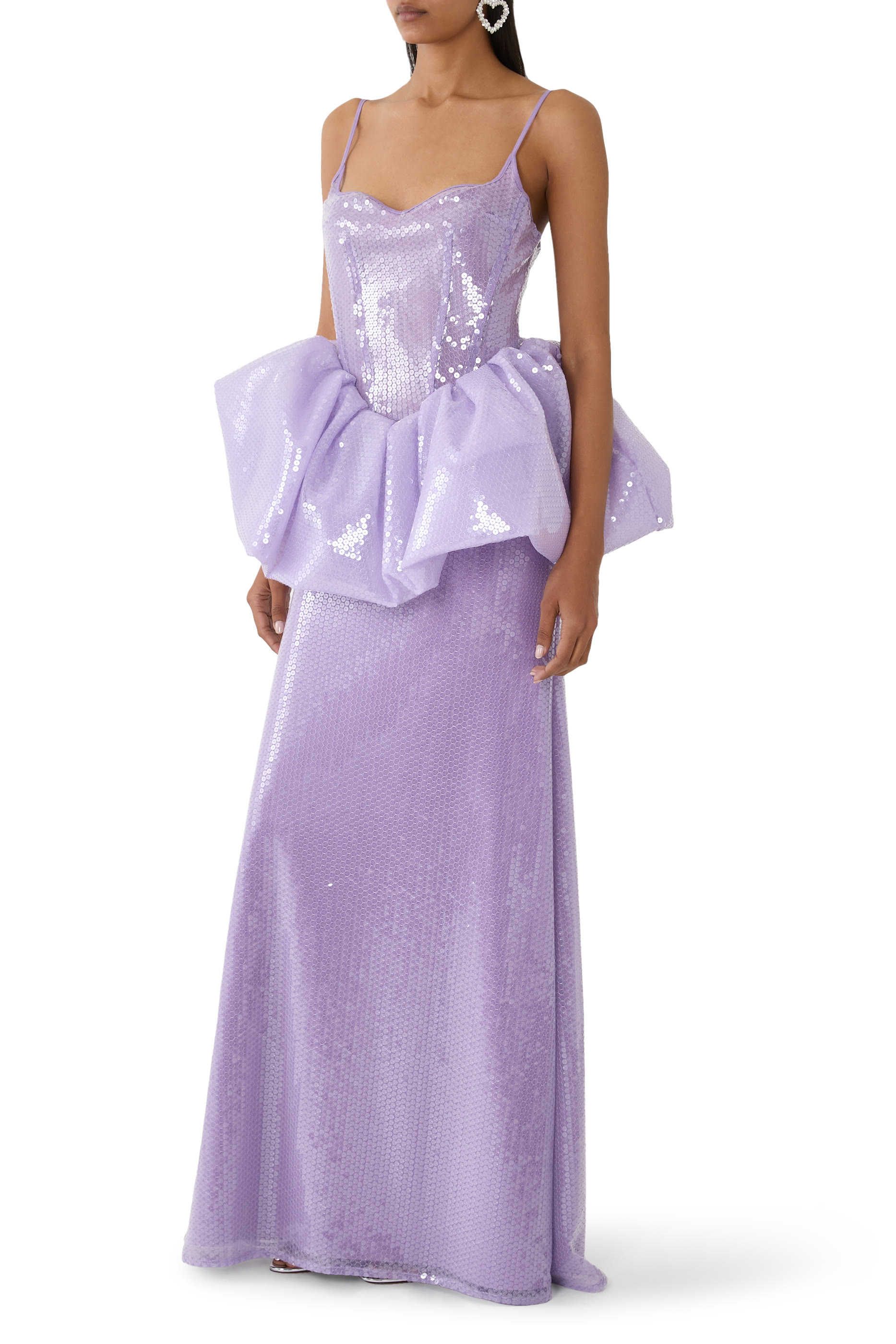 فستان سهرة بحافة جرس وترتر