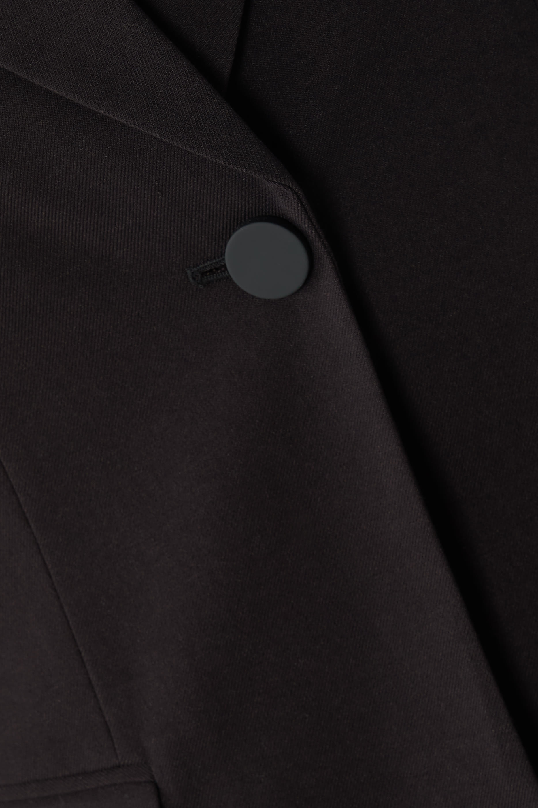 جاكيت بزر واحد