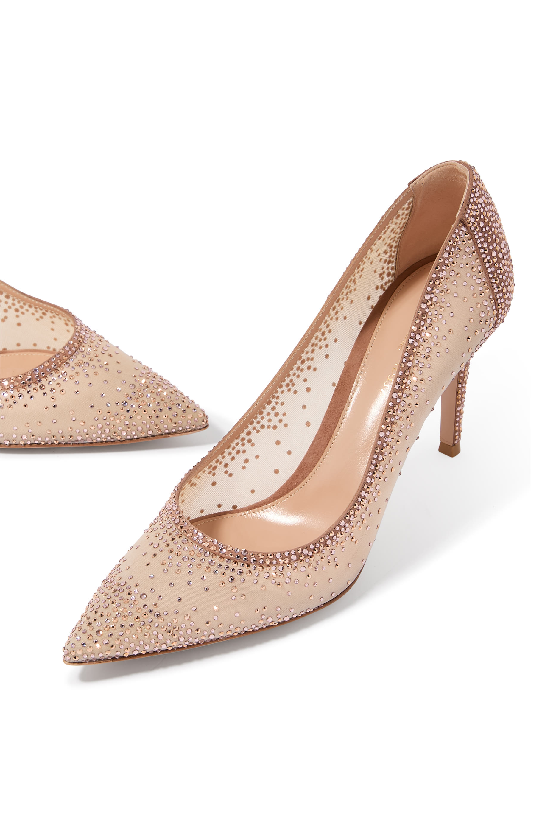 حذاء رانيا 85 كلاسيكي