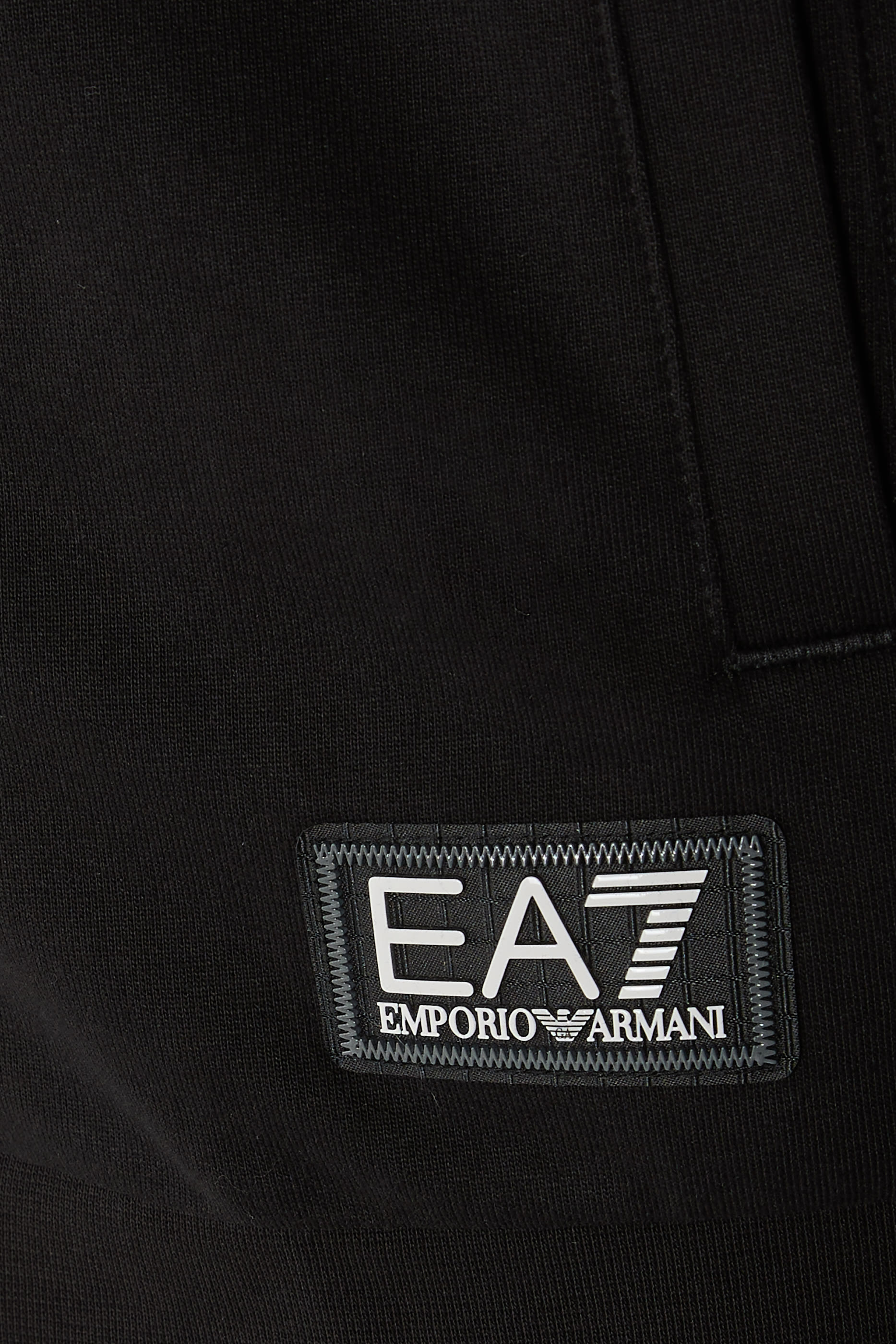 سويت شيرت بشريط شعار الماركة