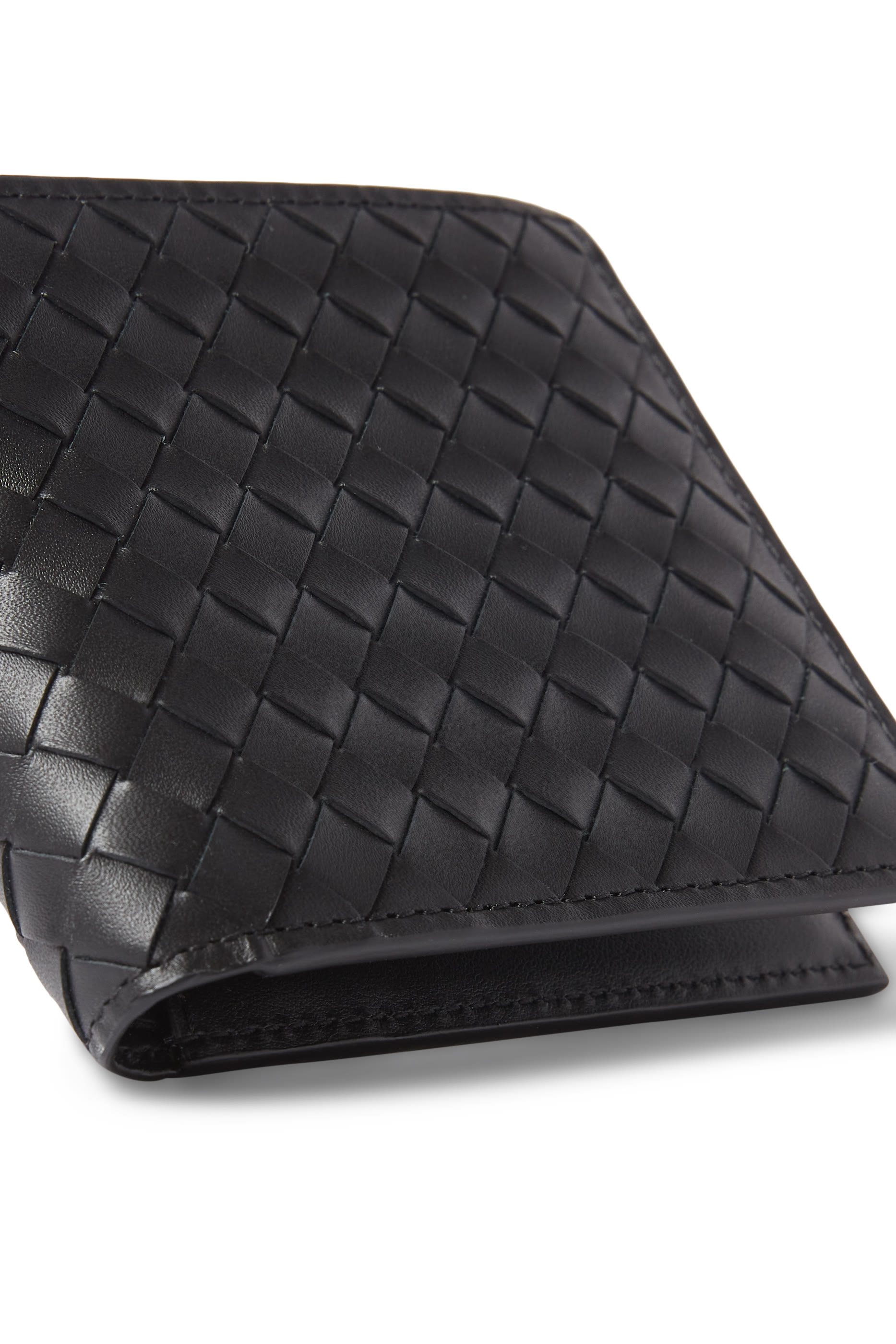 محفظة بيكولو بتصميم مجدول ثنائي الطي