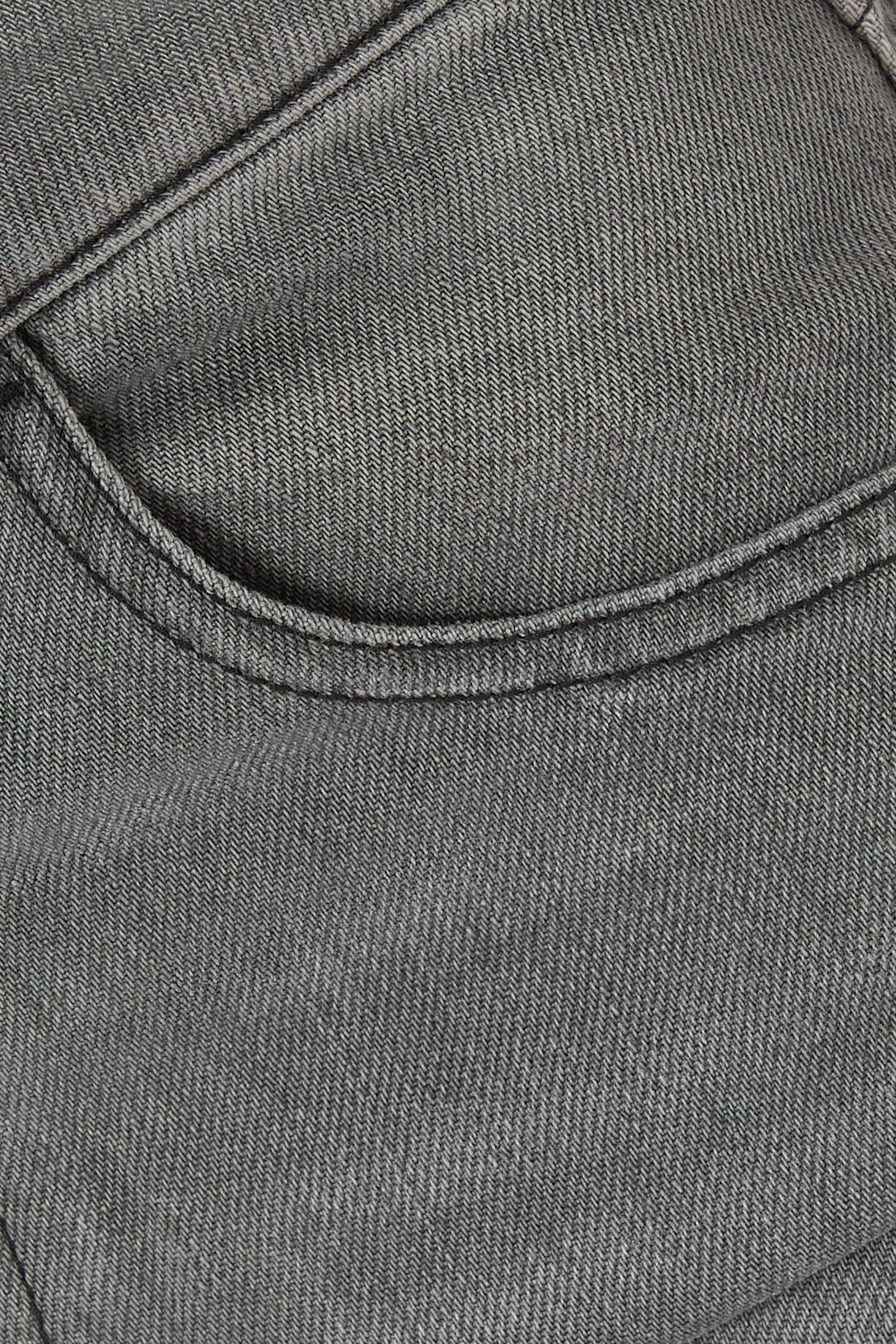 بنطال جينز جي 9 دي بقصة واسعة وخصر متوسط الارتفاع