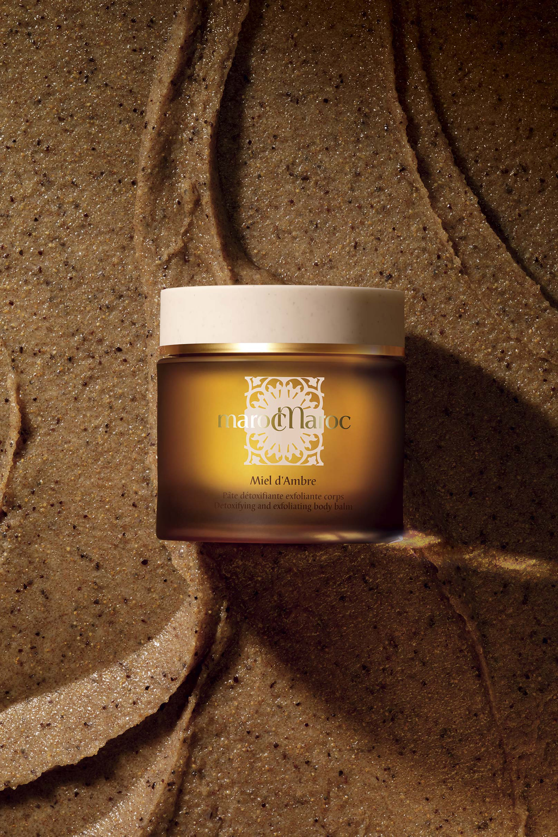 مرطب ميل دامبر لتقشير الجسم والتخلص من السموم