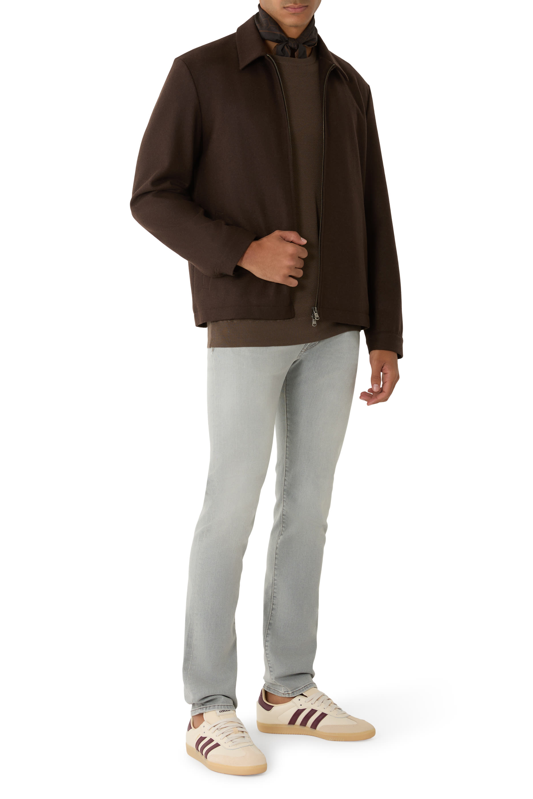 بنطال جينز بقصة ساق مستقيمة وخمسة جيوب