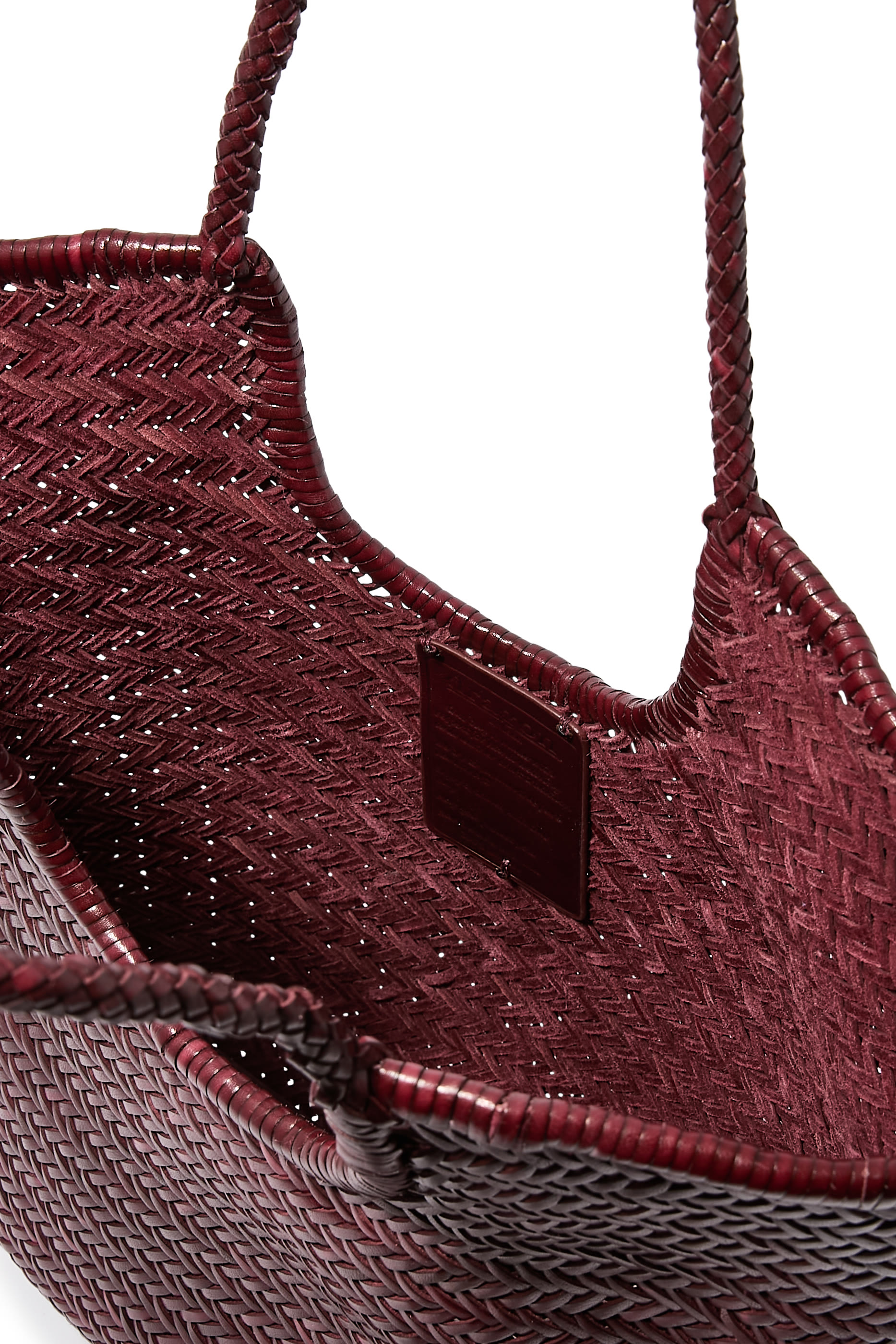 حقيبة يد ان اس تريبل جامب بتصميم مجدول