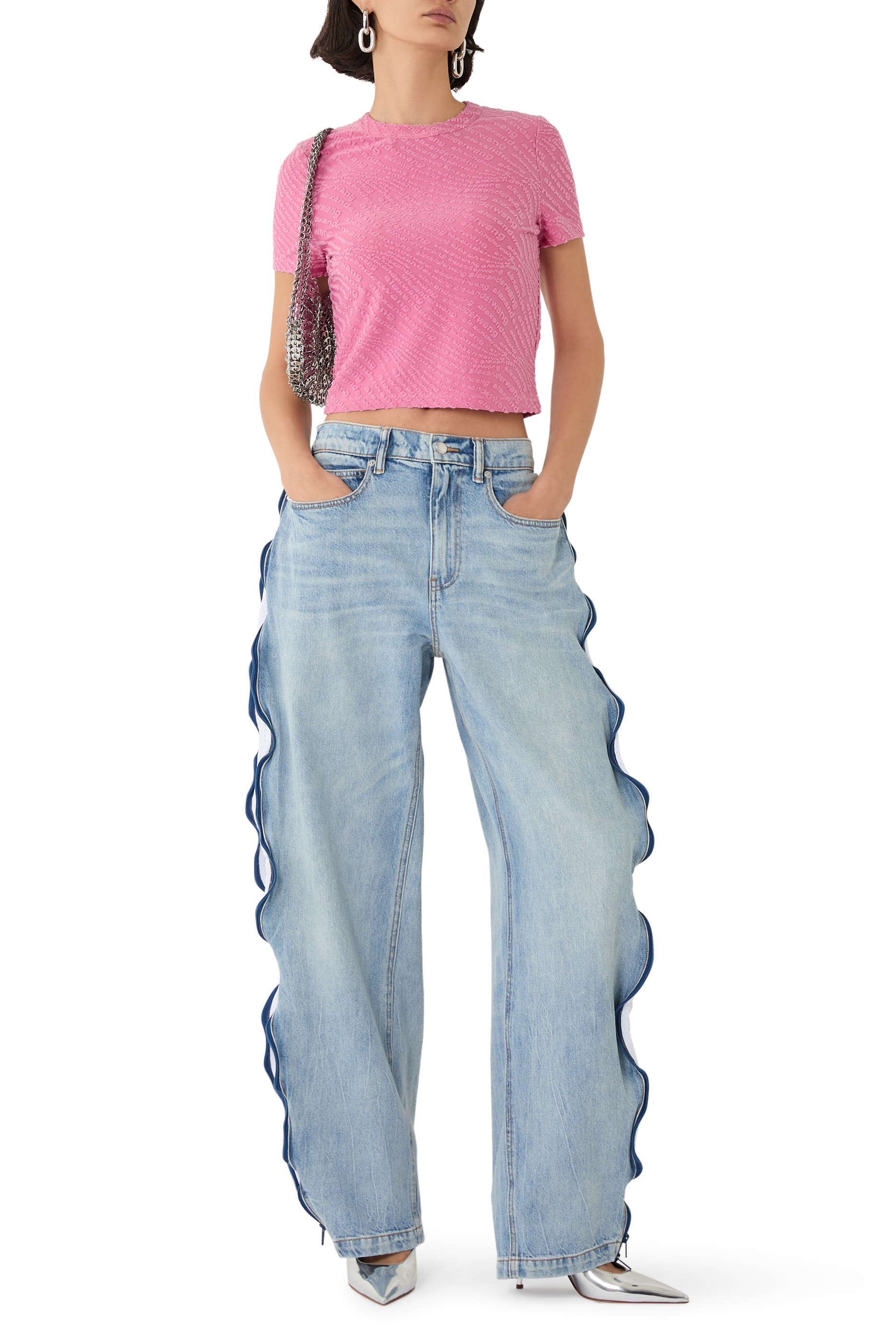 تيشيرت بيبي بأكمام قصيرة وشعار الماركة