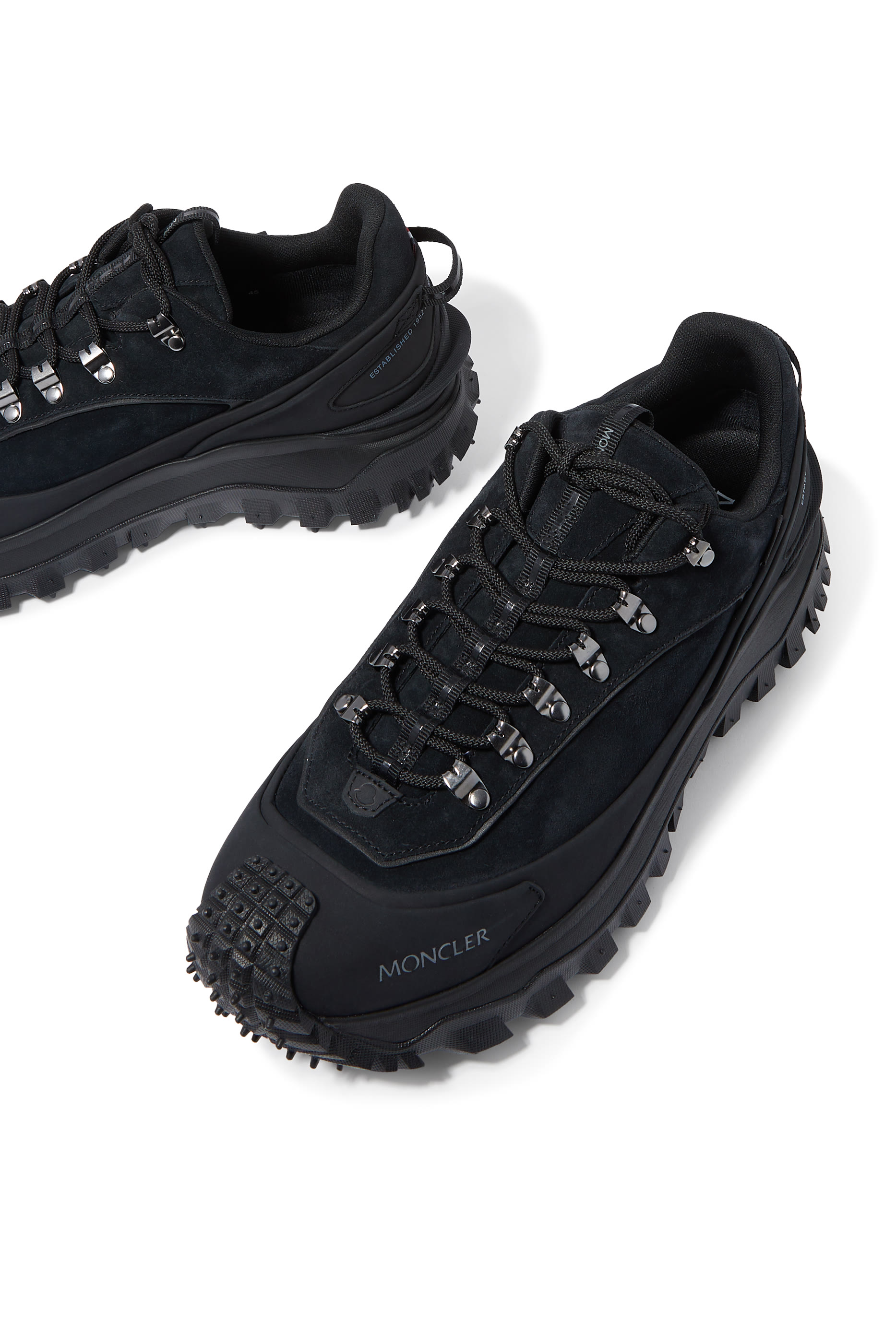 سنيكرز ترايلغريب أبيكس 45 جلد وشمواه