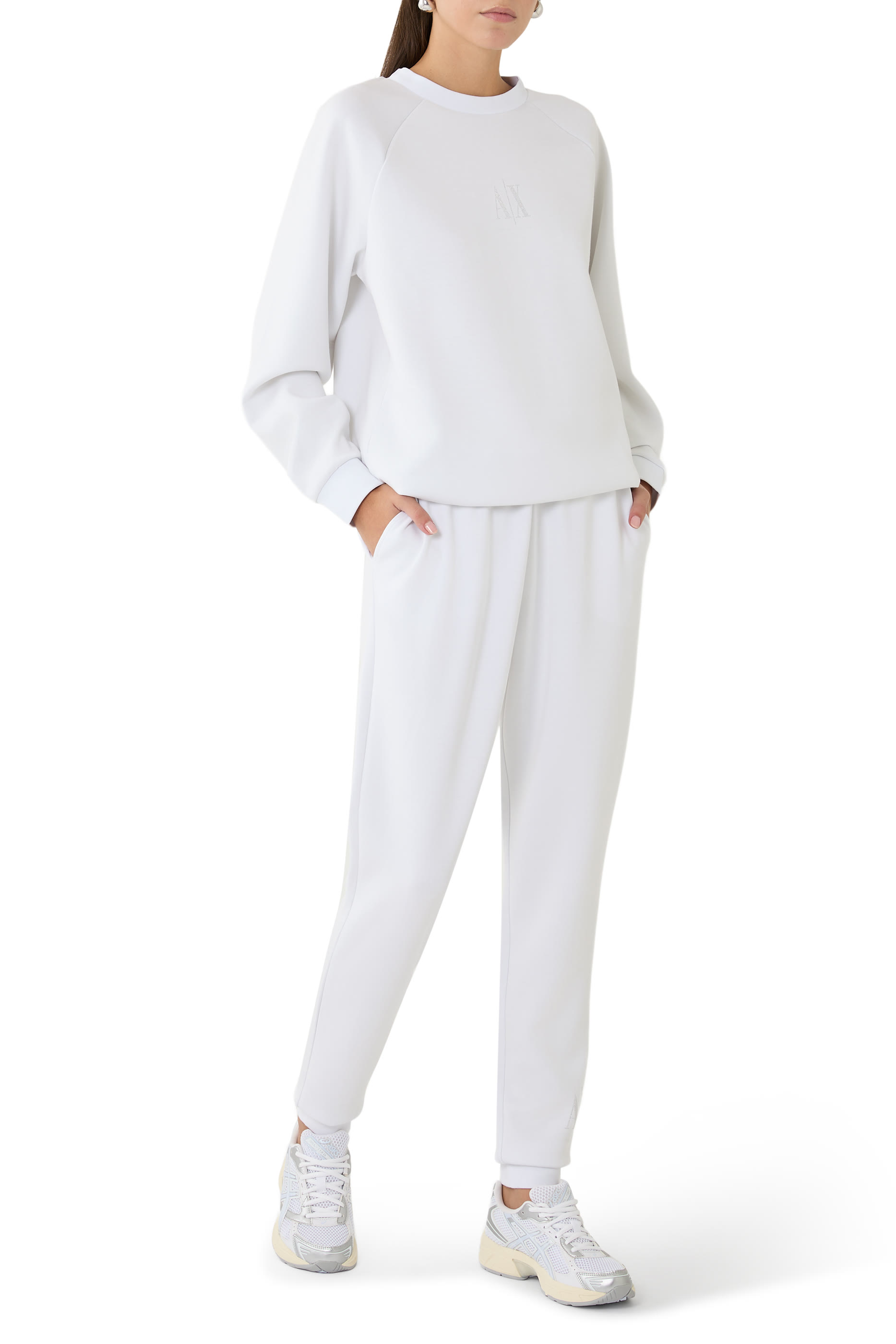 بنطال رياضي بشعار الماركة