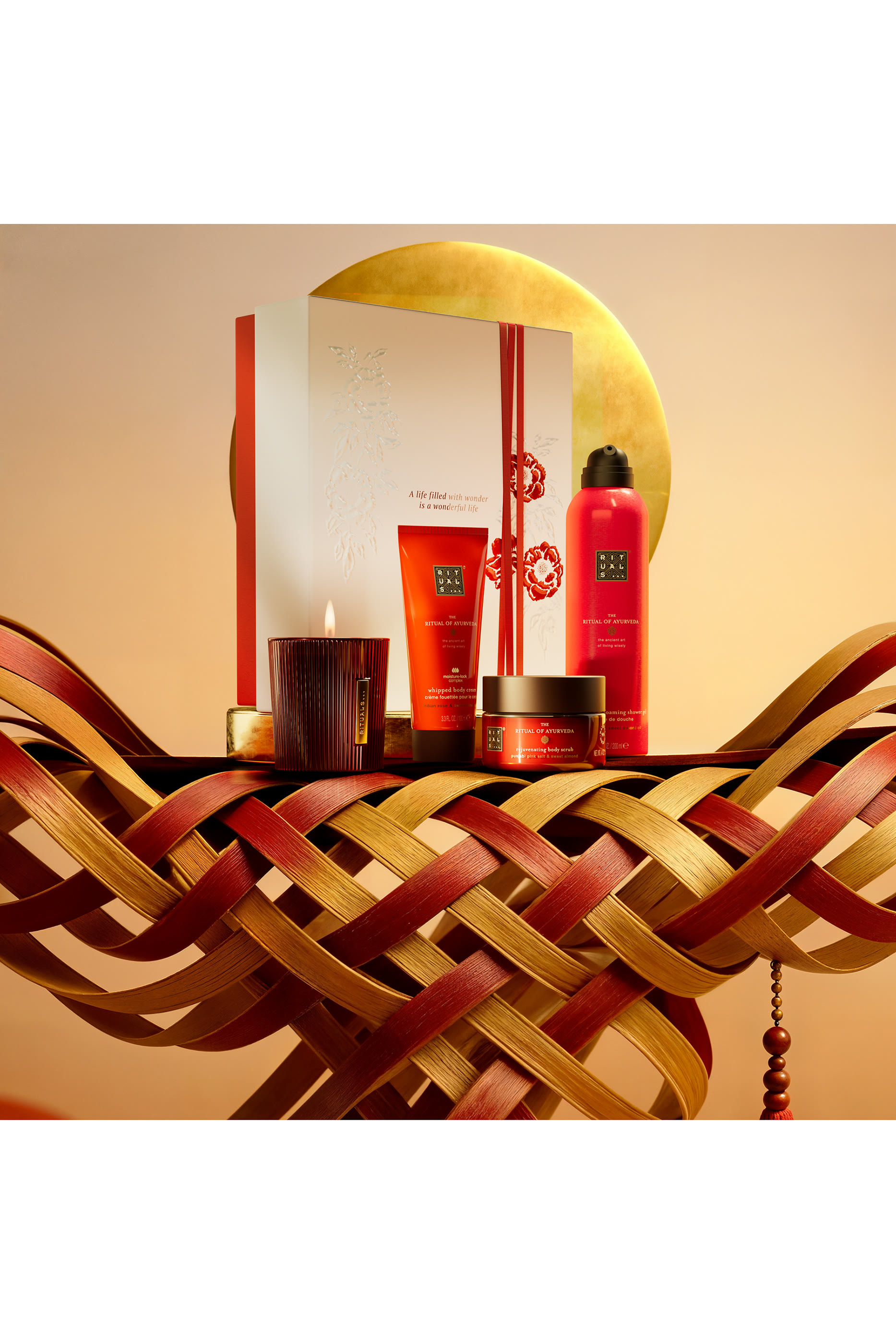 مجموعة هدايا متوسطة ذا ريتوال اوف ايورفيدا لكريسماس 2025