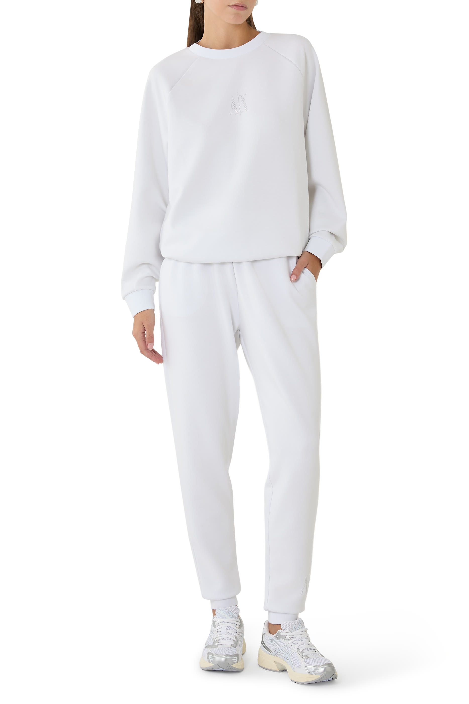 سويت شيرت بشعار الماركة