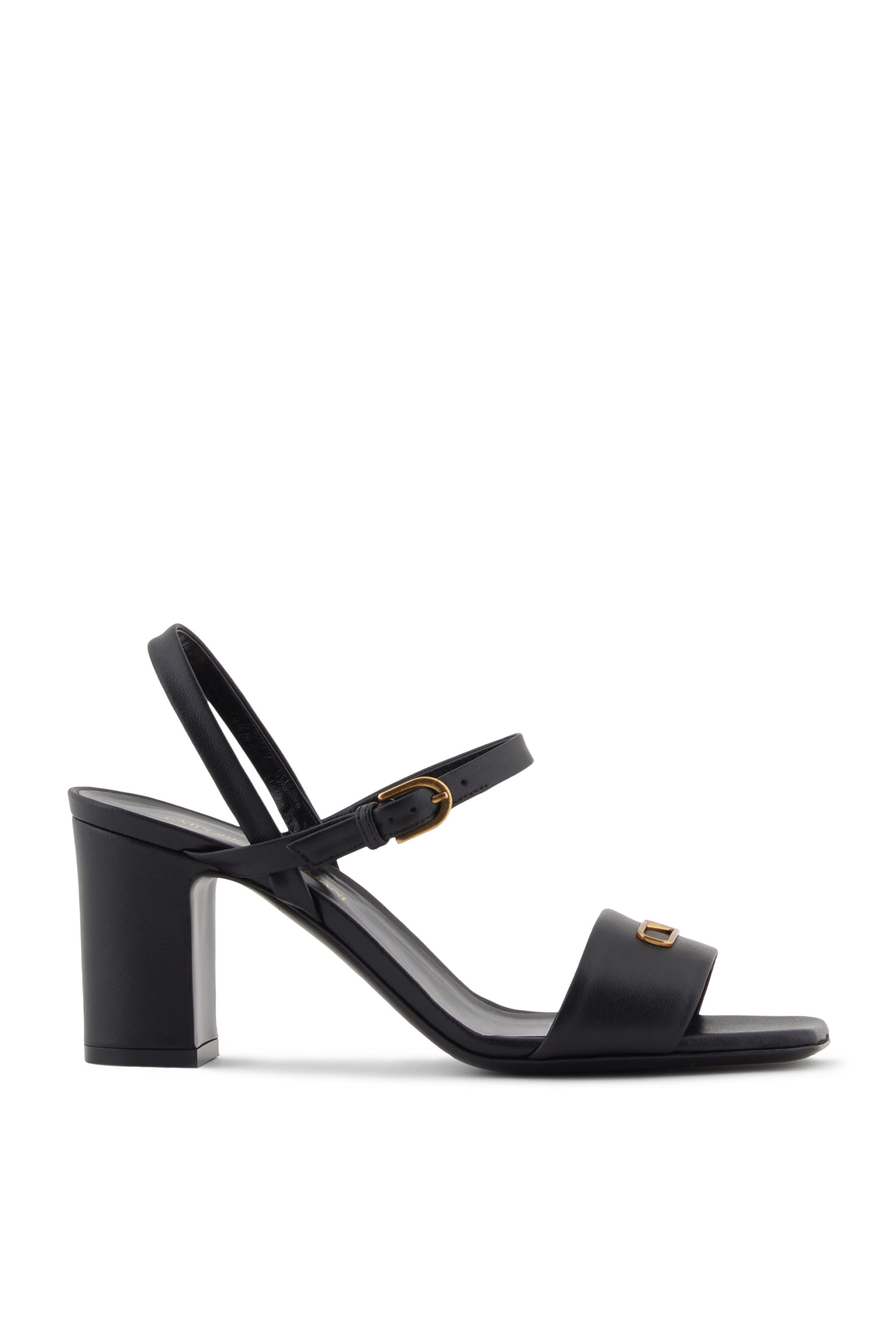 صندل 70 بشعار الماركة جلد نابا