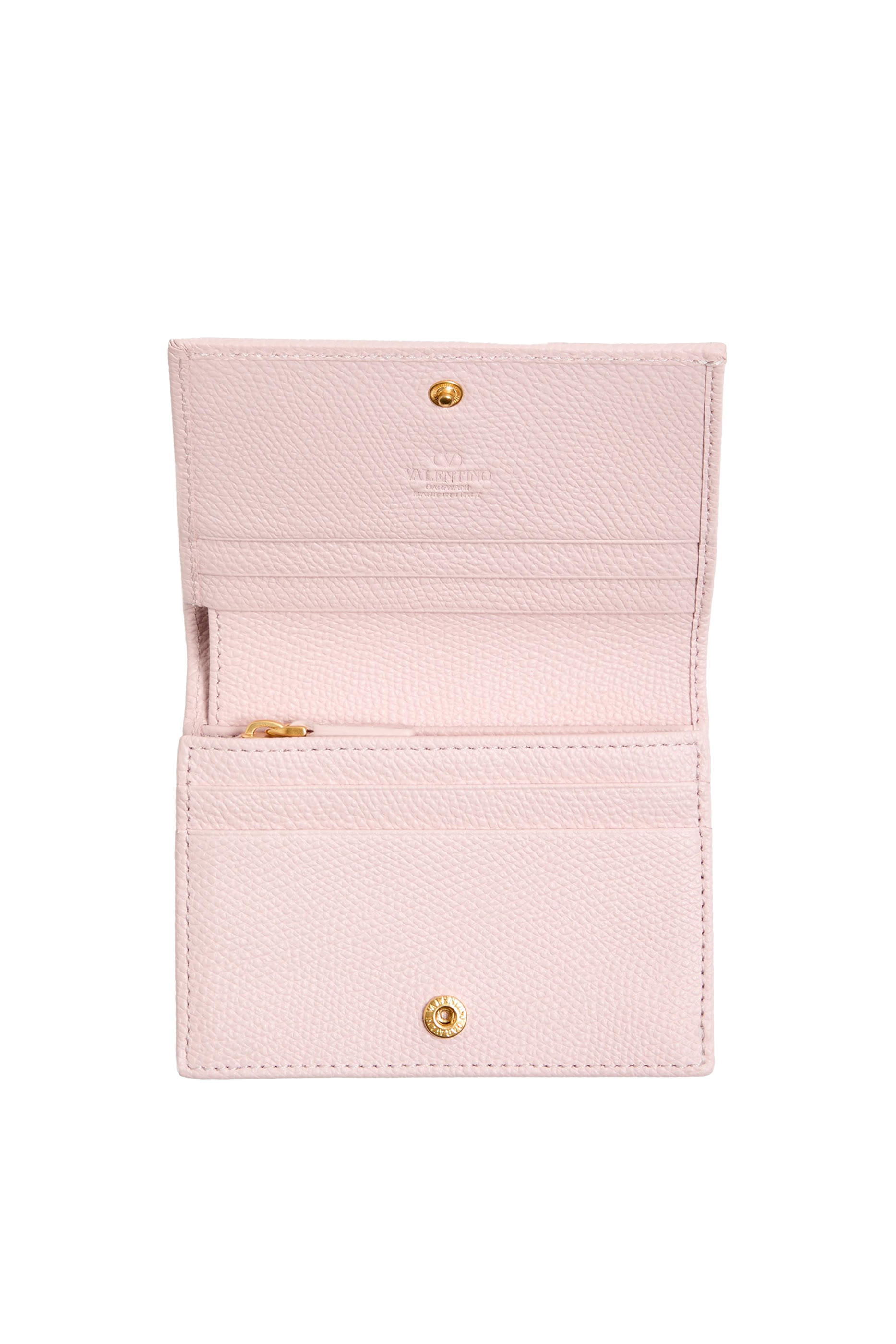 محفظة مزينة بكرز