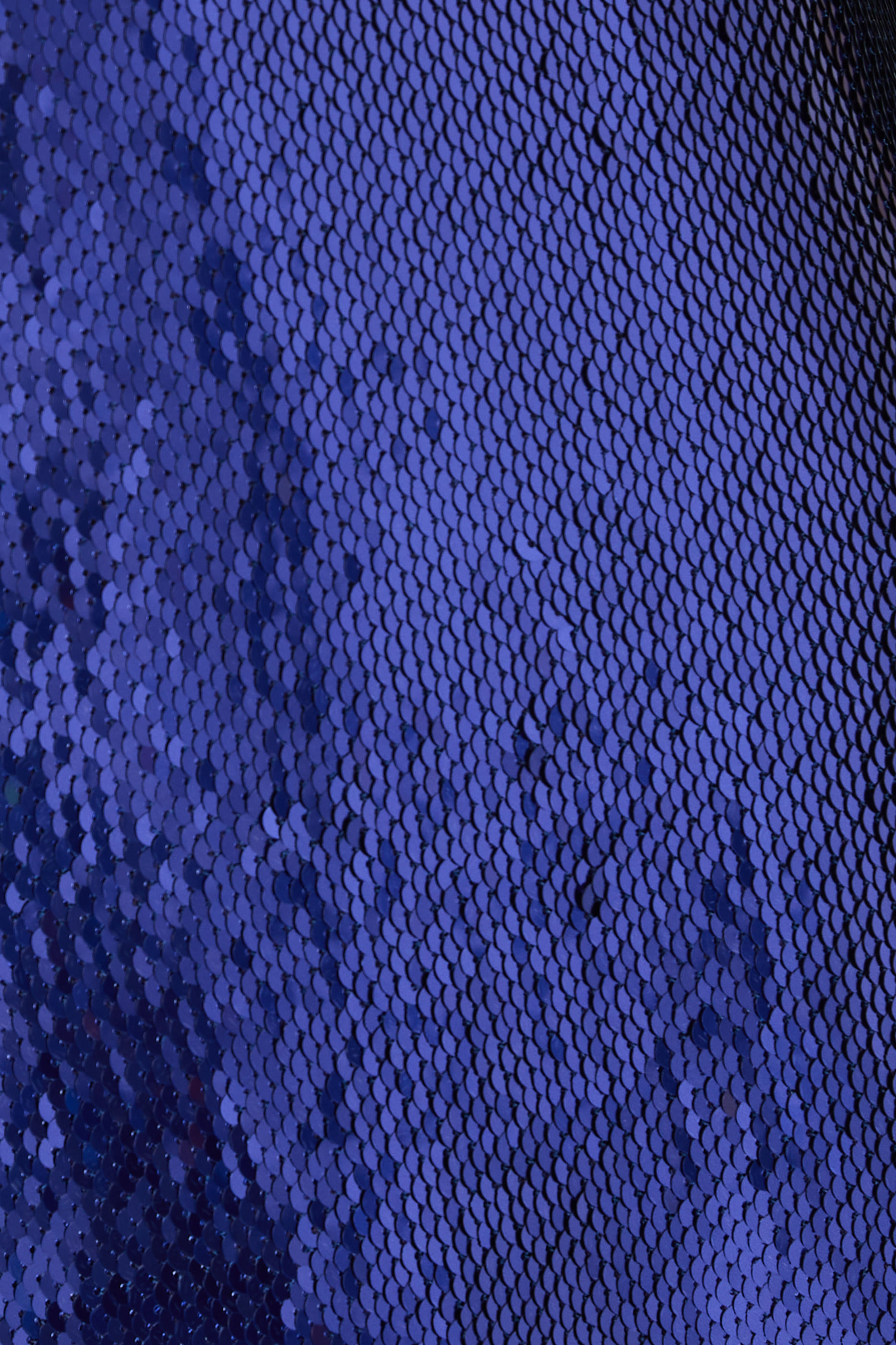 فستان بلا حمالات مزين بترتر بتصميم قلب