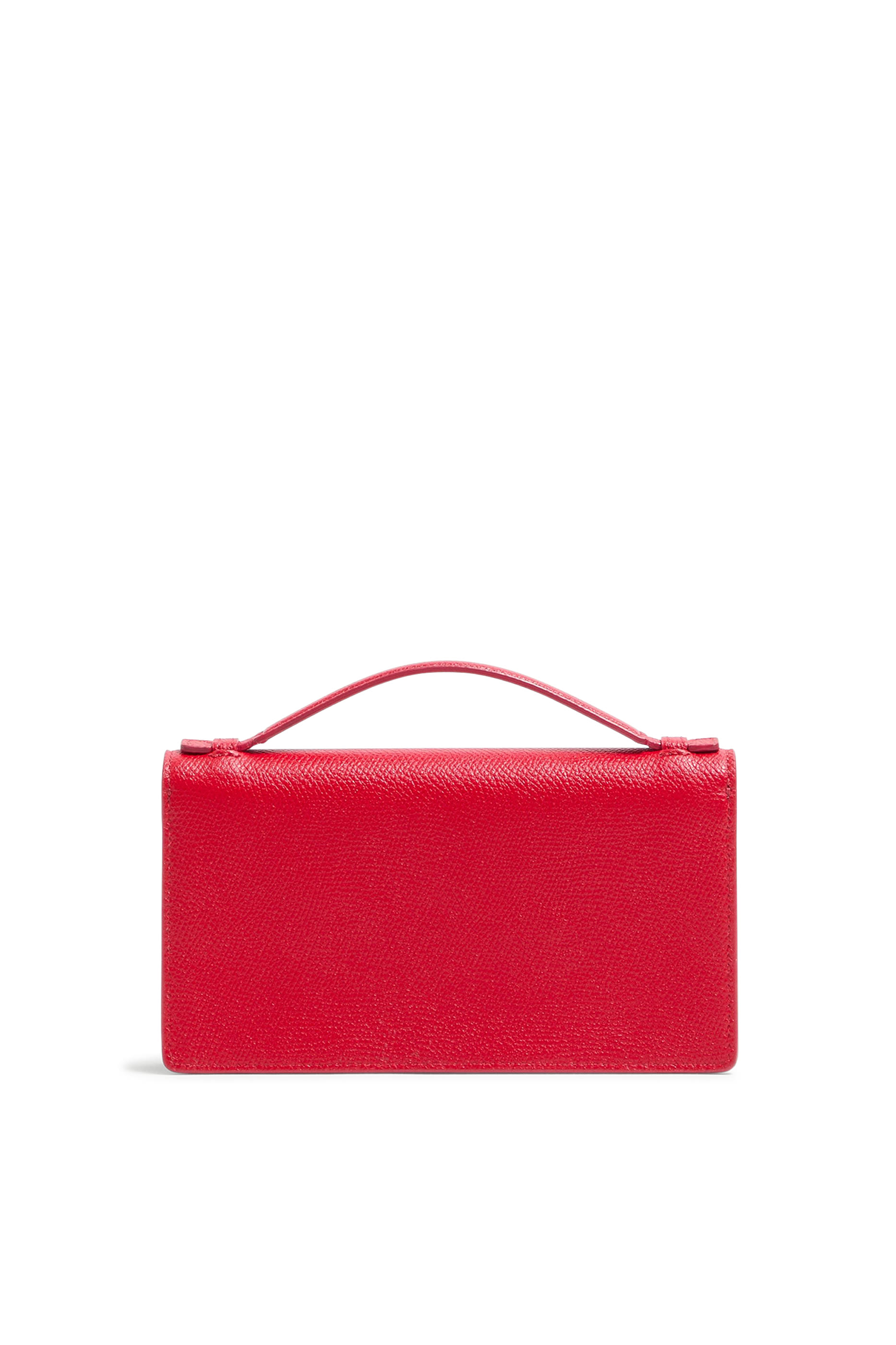 محفظة بسلسلة مزينة بشعار الماركة جلد عجل بارز الملمس