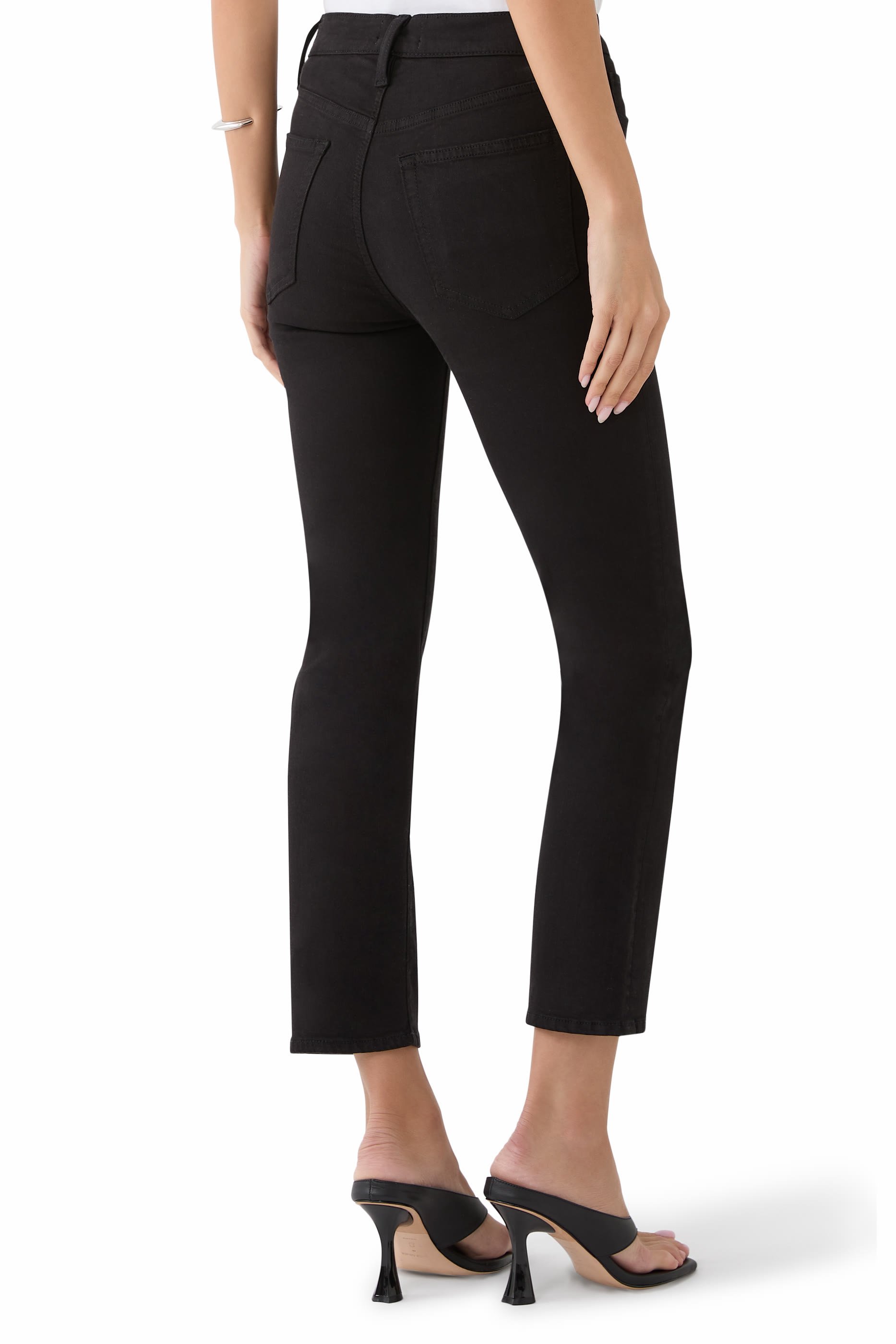 بنطال بقصة ساق مستقيمة بخصر مرتفع