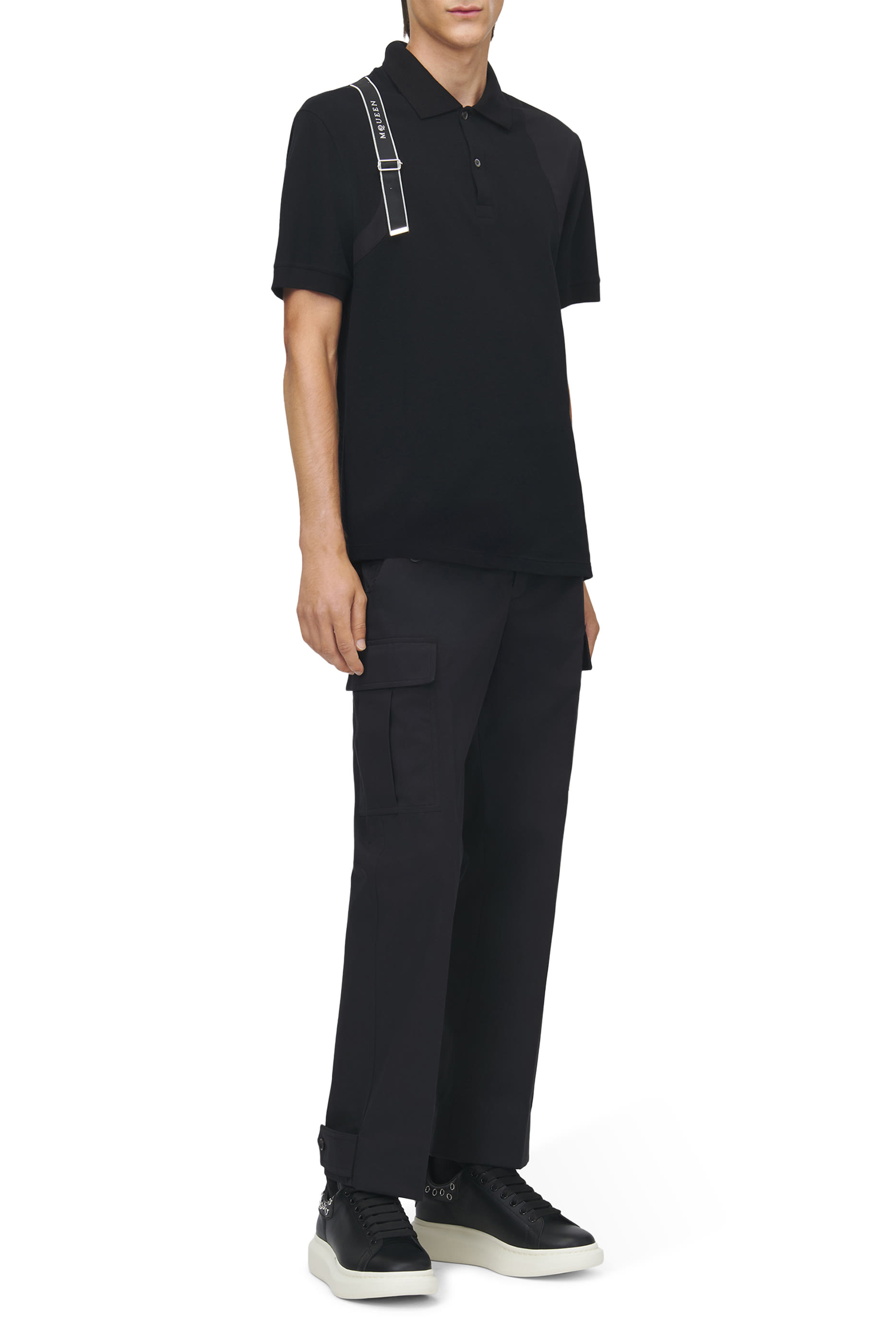 قميص بولو مزين بشريط