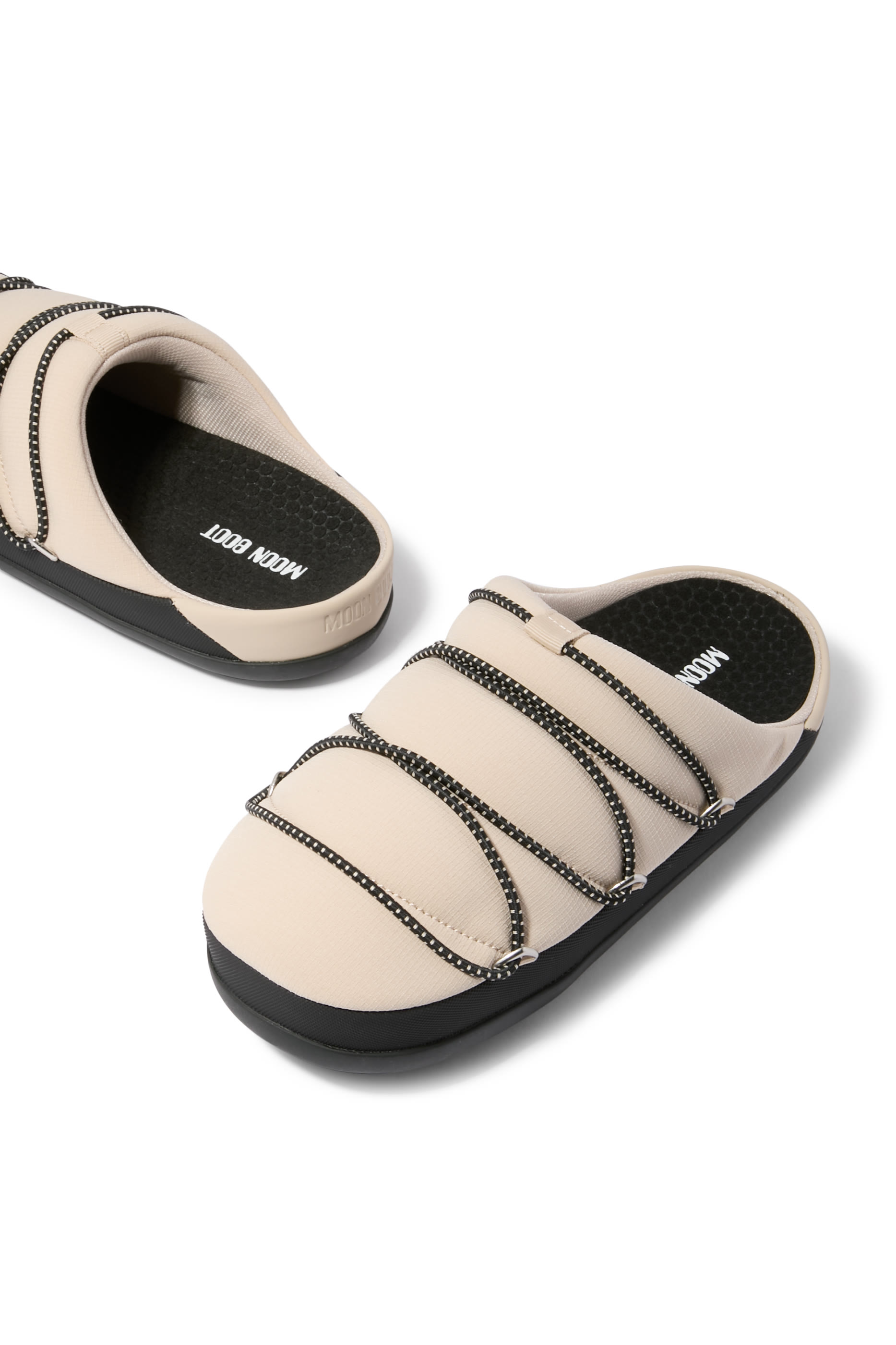 حذاء خفيف بتصميم مبطن ونعل مسطح