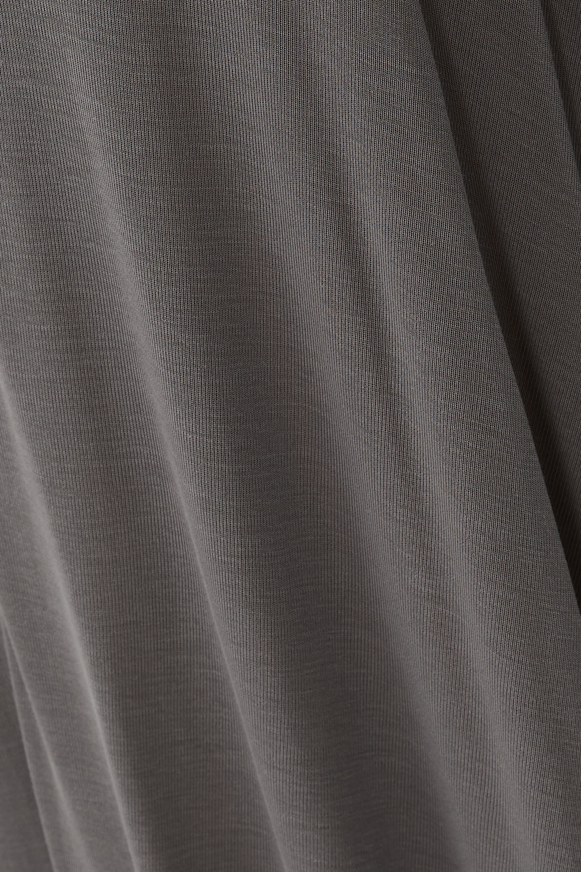 تنورة جيرسيه انسيابي