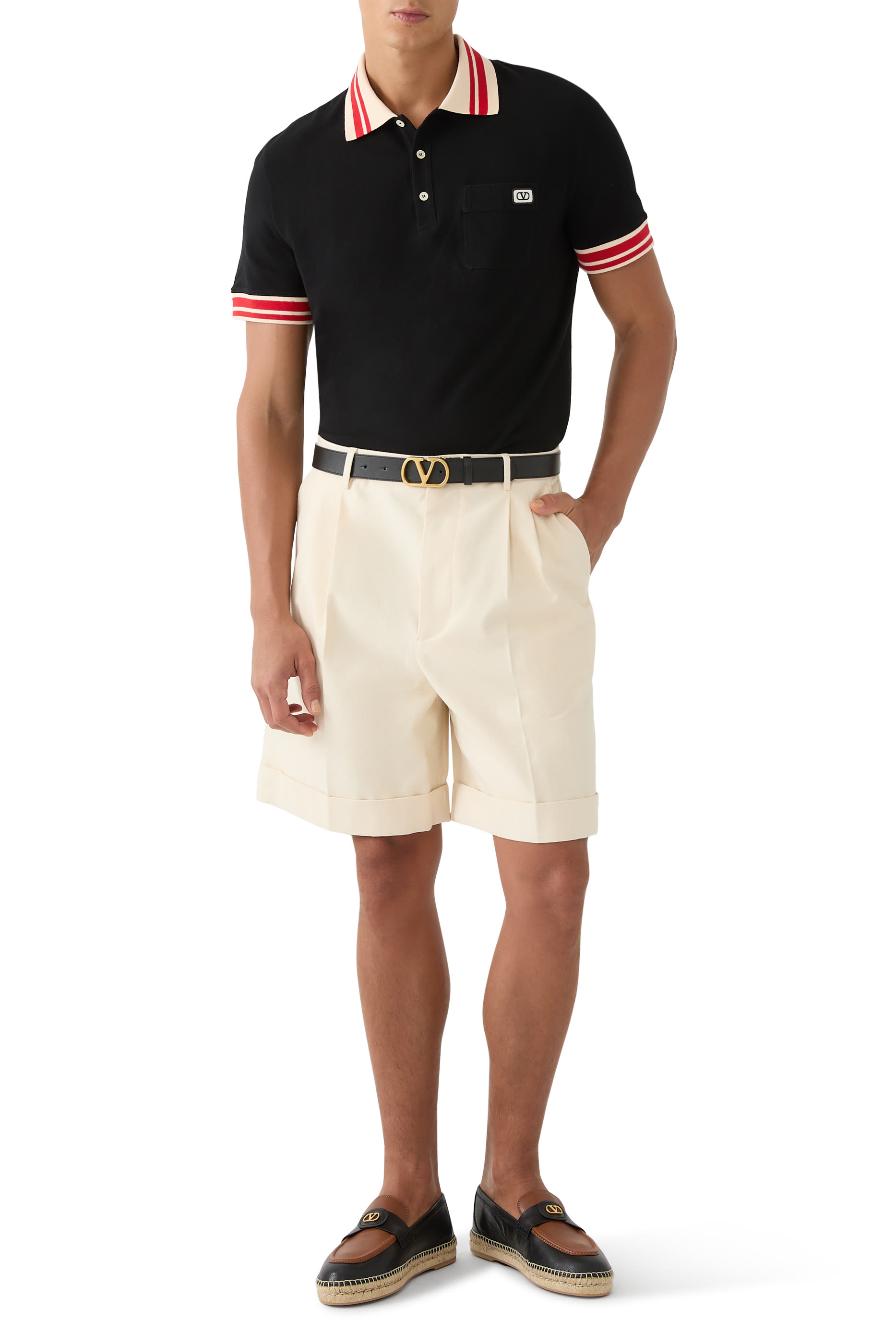 حزام بمشبك بحرف شعار الماركة