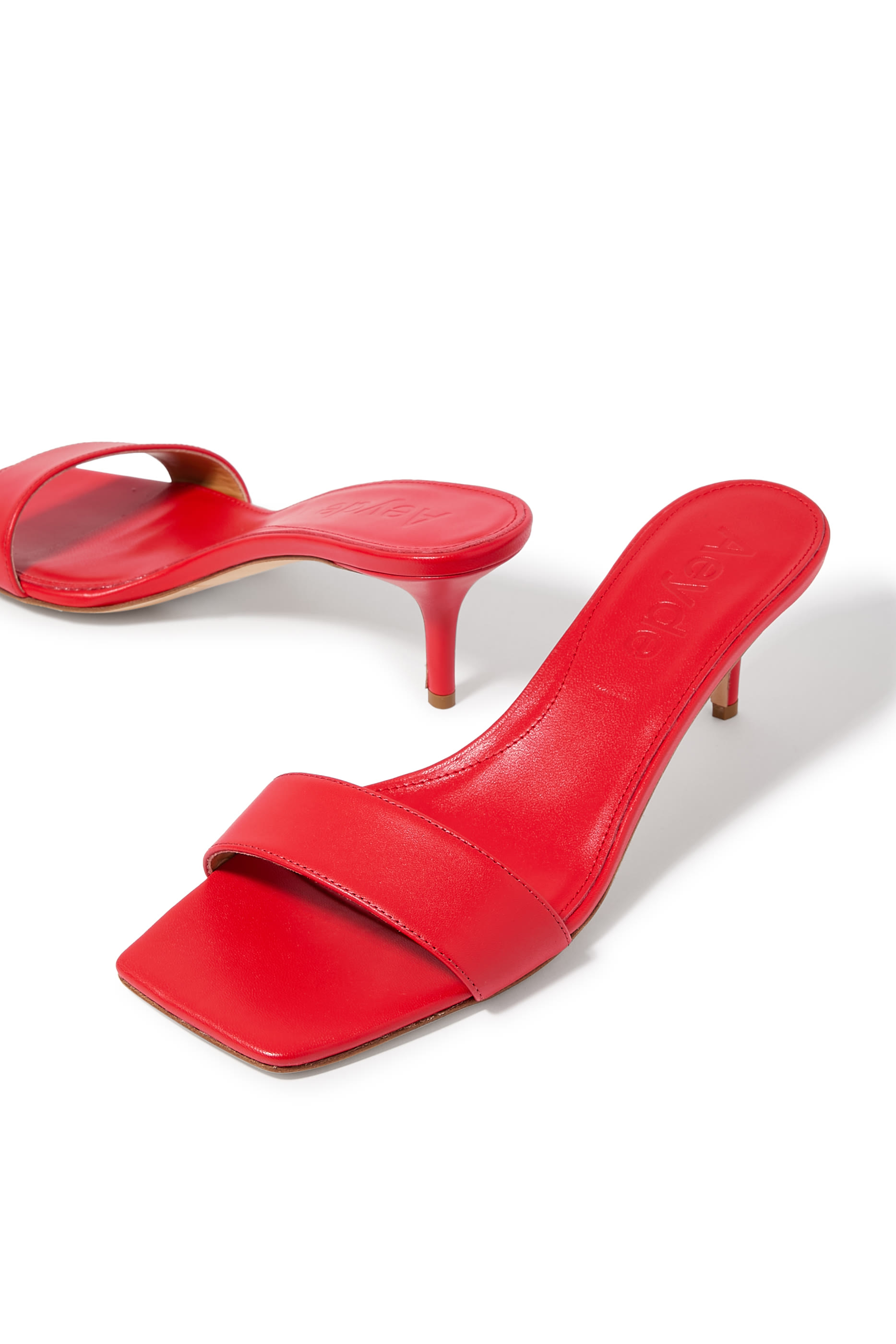 حذاء إلفي 55 مفتوح من الخلف جلد