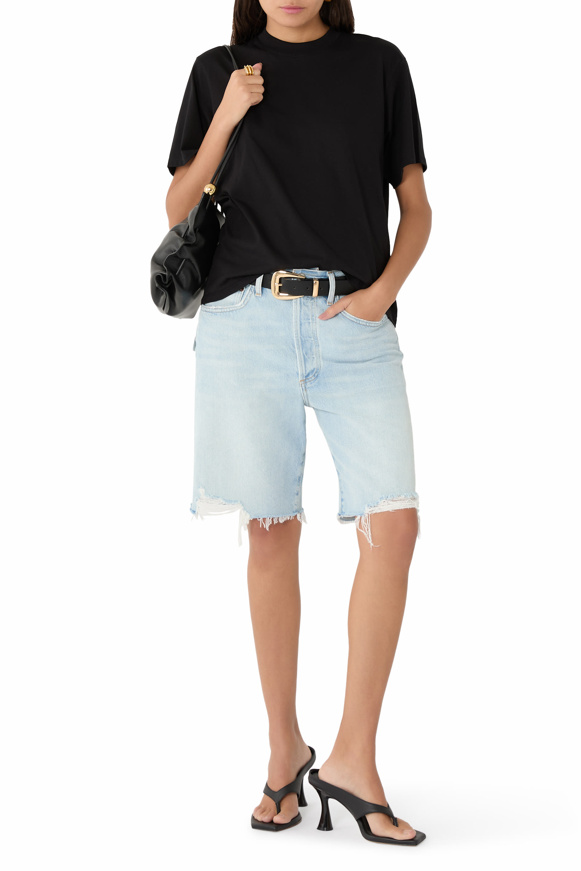 شورت بتصميم مستوحى من التسعينات شورت بتصميم مستوحى من التسعينات