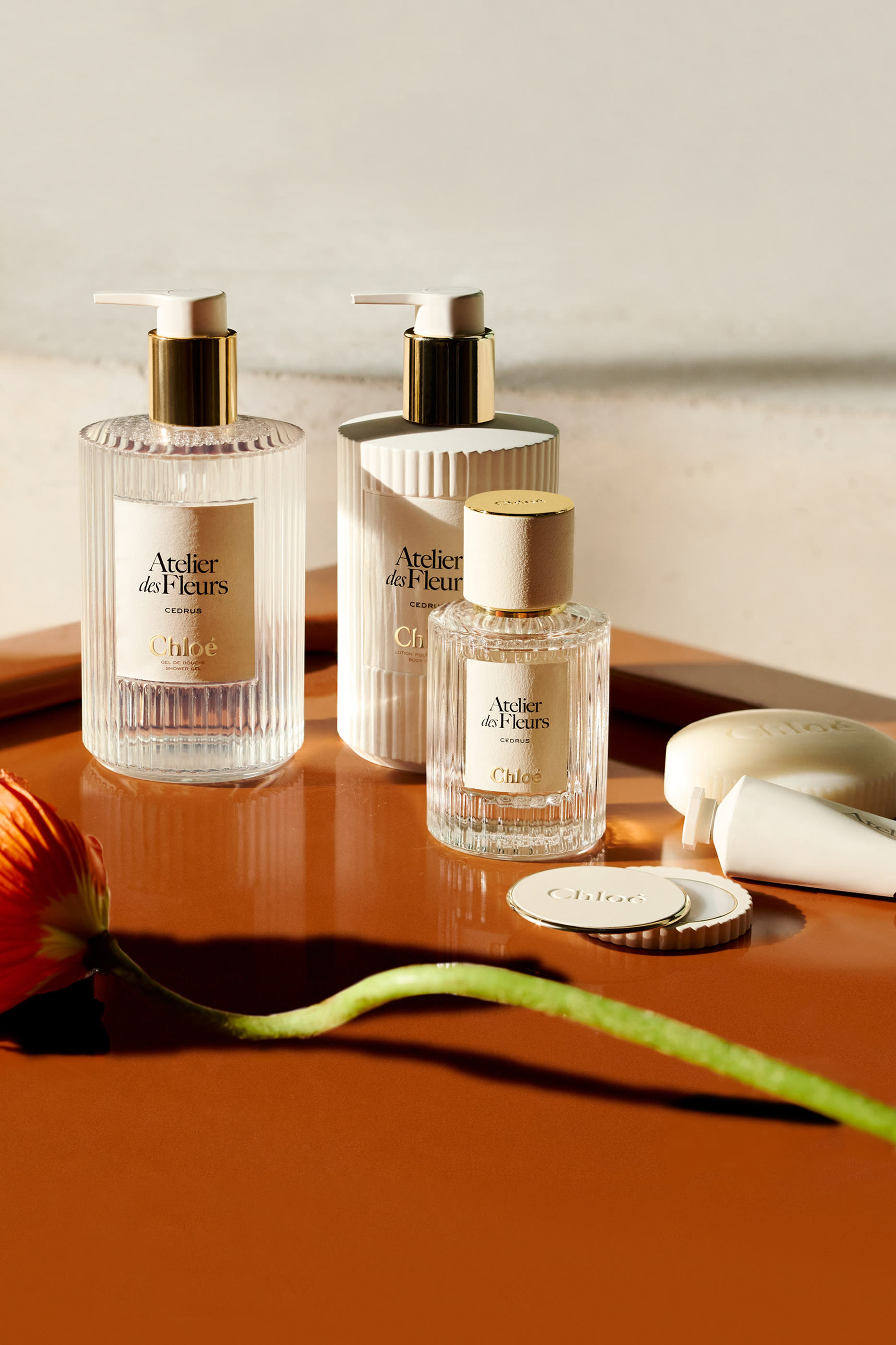 لوشن معطر للجسم اتولييه دي فلور سانتالوم