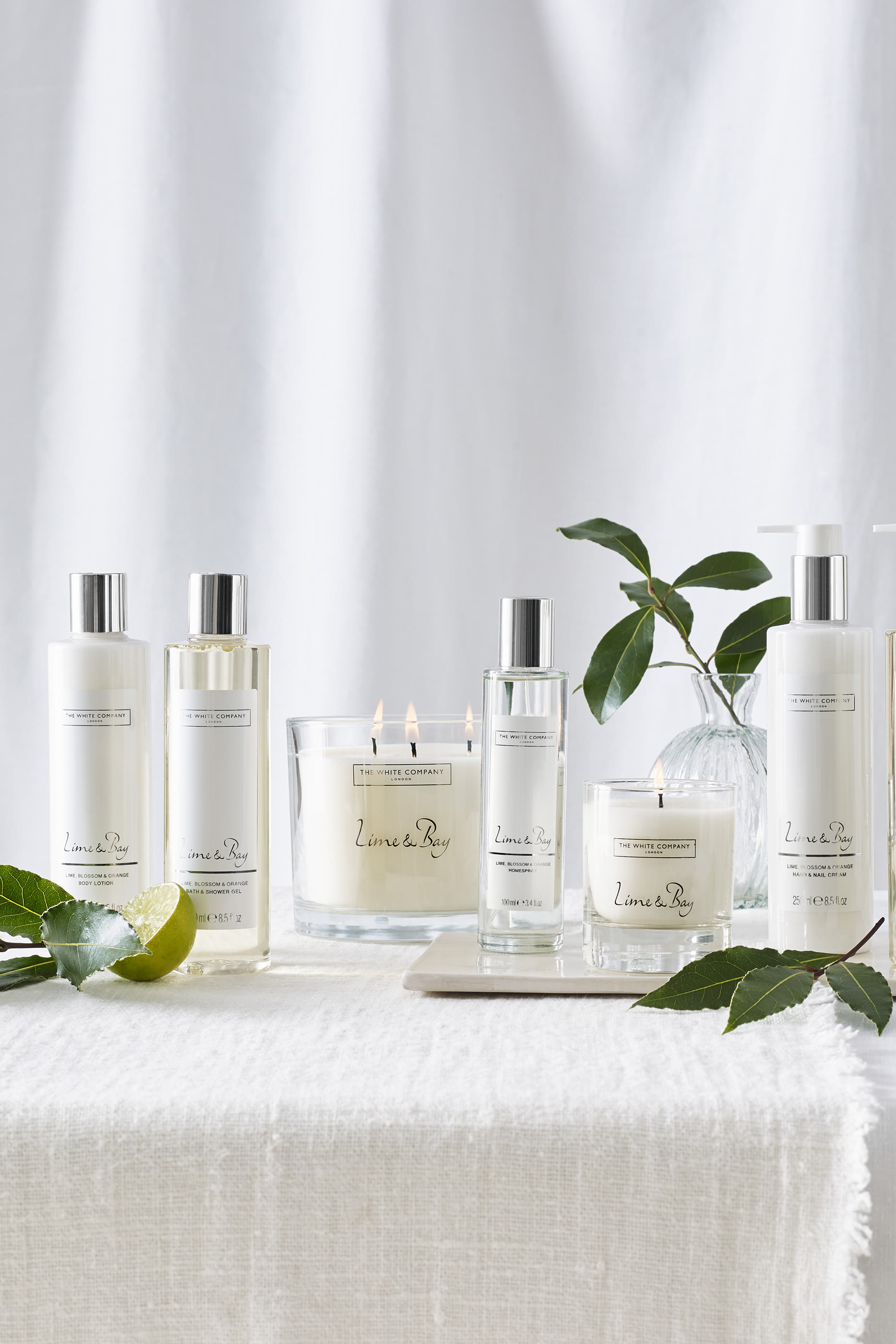 مجموعة هدايا لايم اند باي للجسم والإستحمام