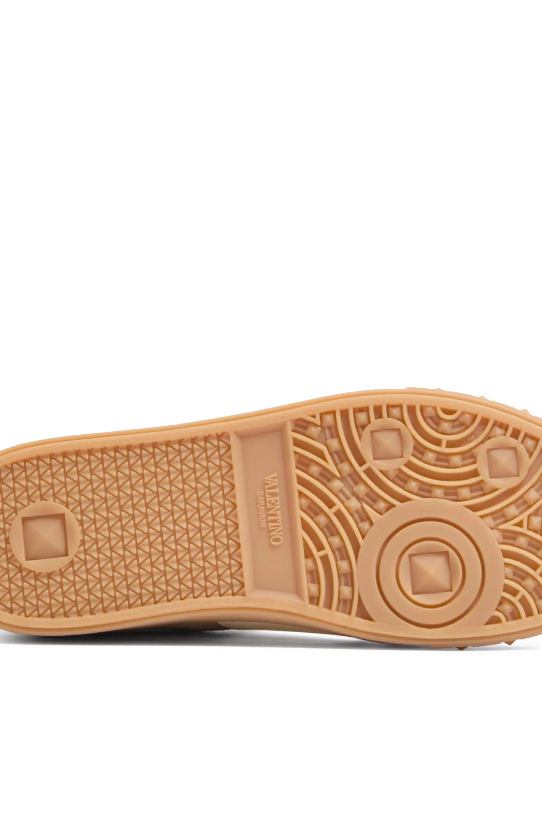 سنيكرز أبفيلاج