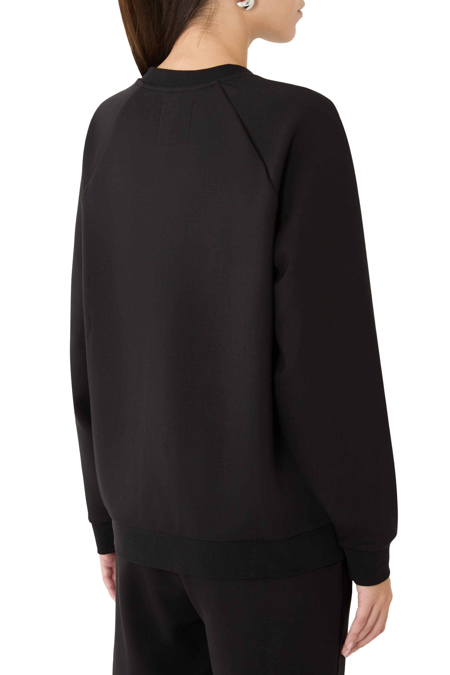 سويت شيرت بشعار الماركة