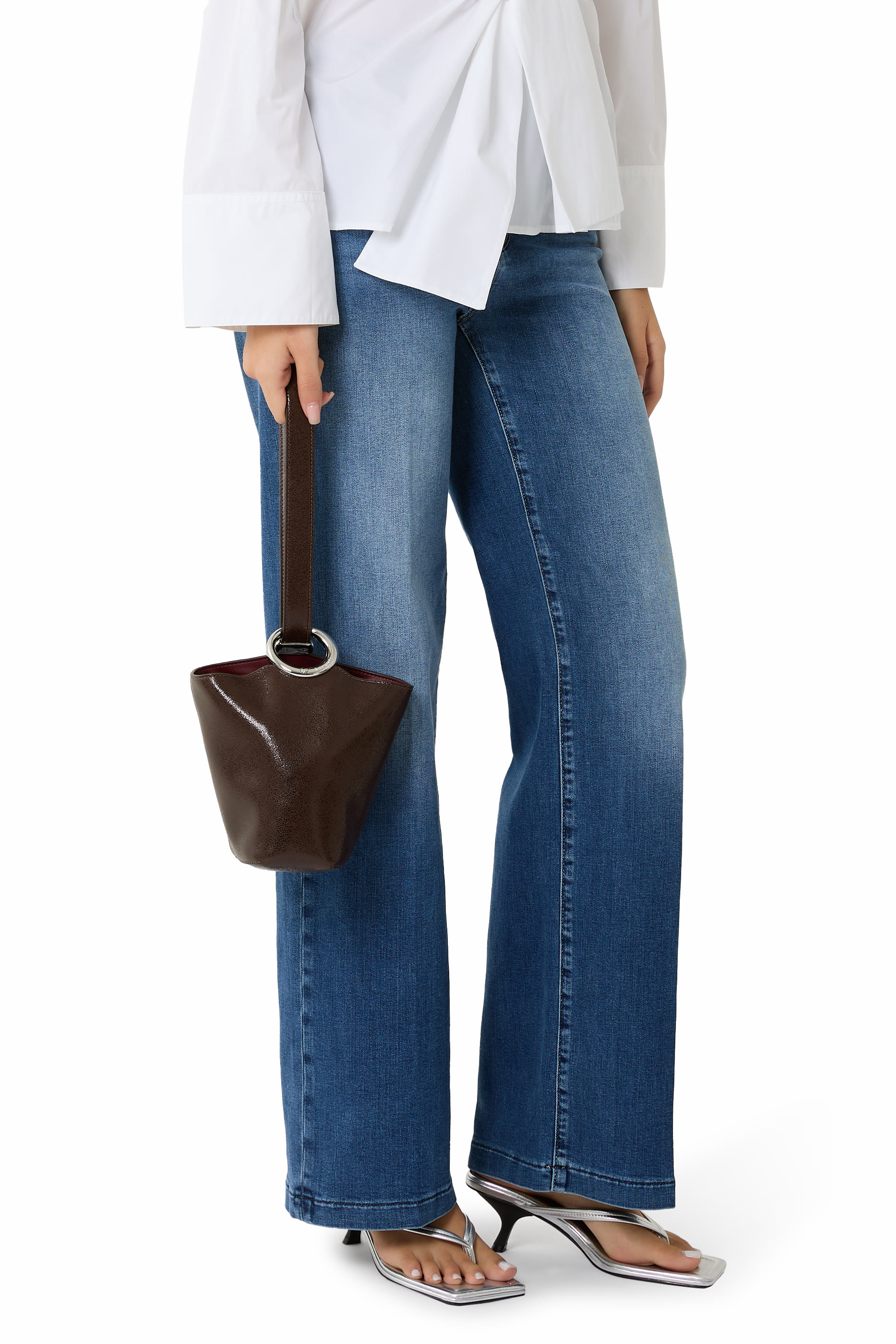 حقيبة باكيت هالو صغيرة جلد لامع