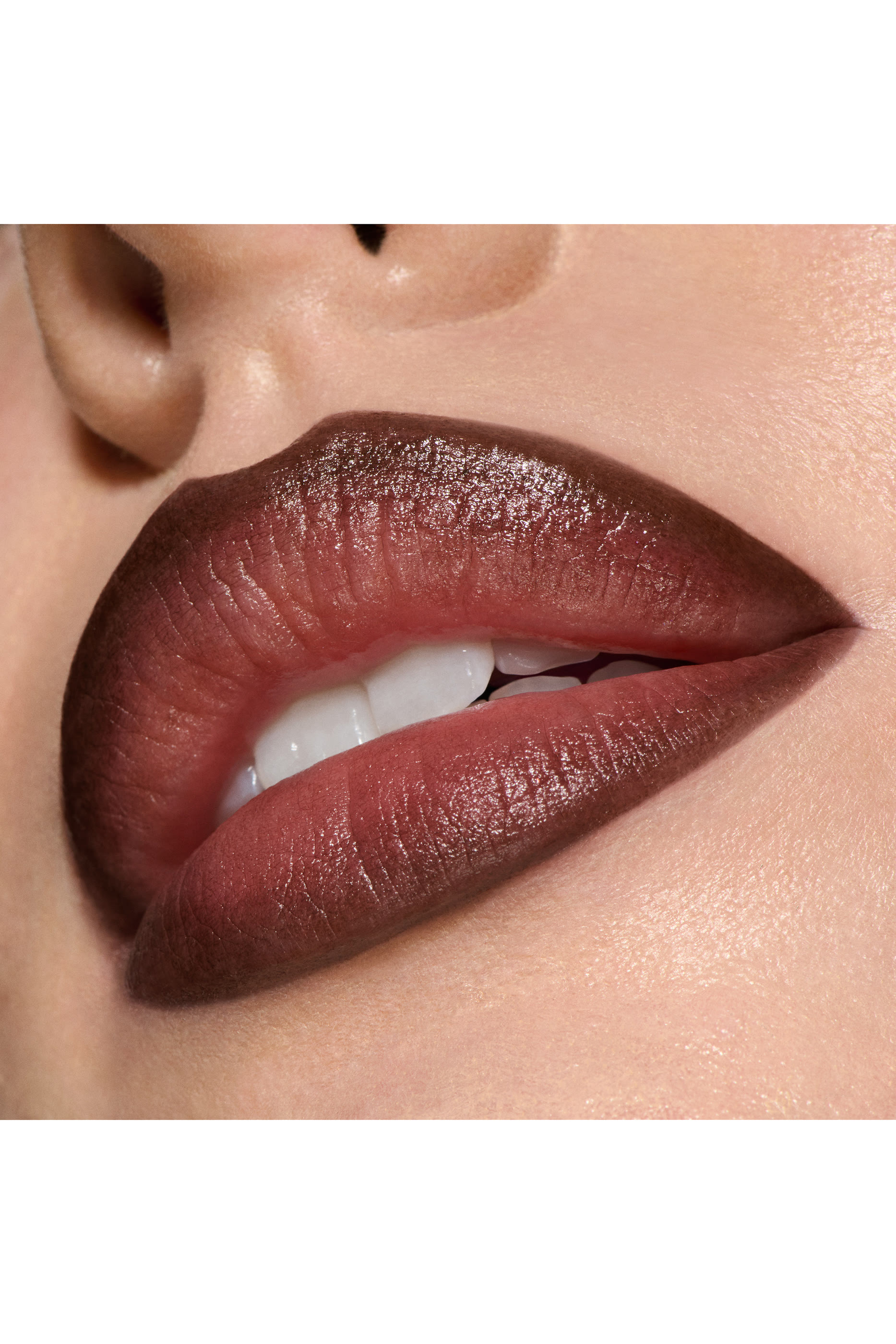 قلم شفاه ليبليزر لامع