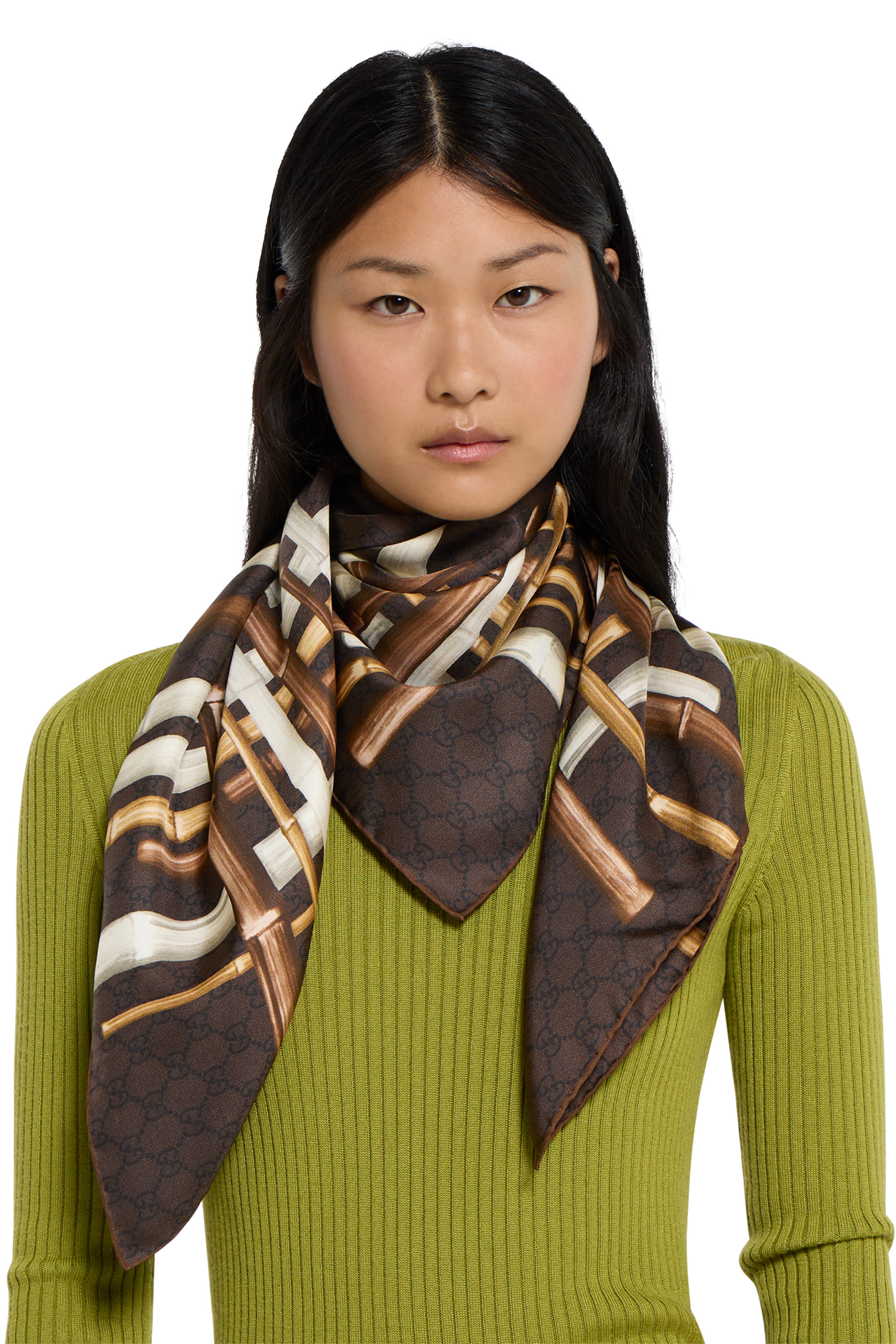 وشاح مربع بنقشة حرير تويل