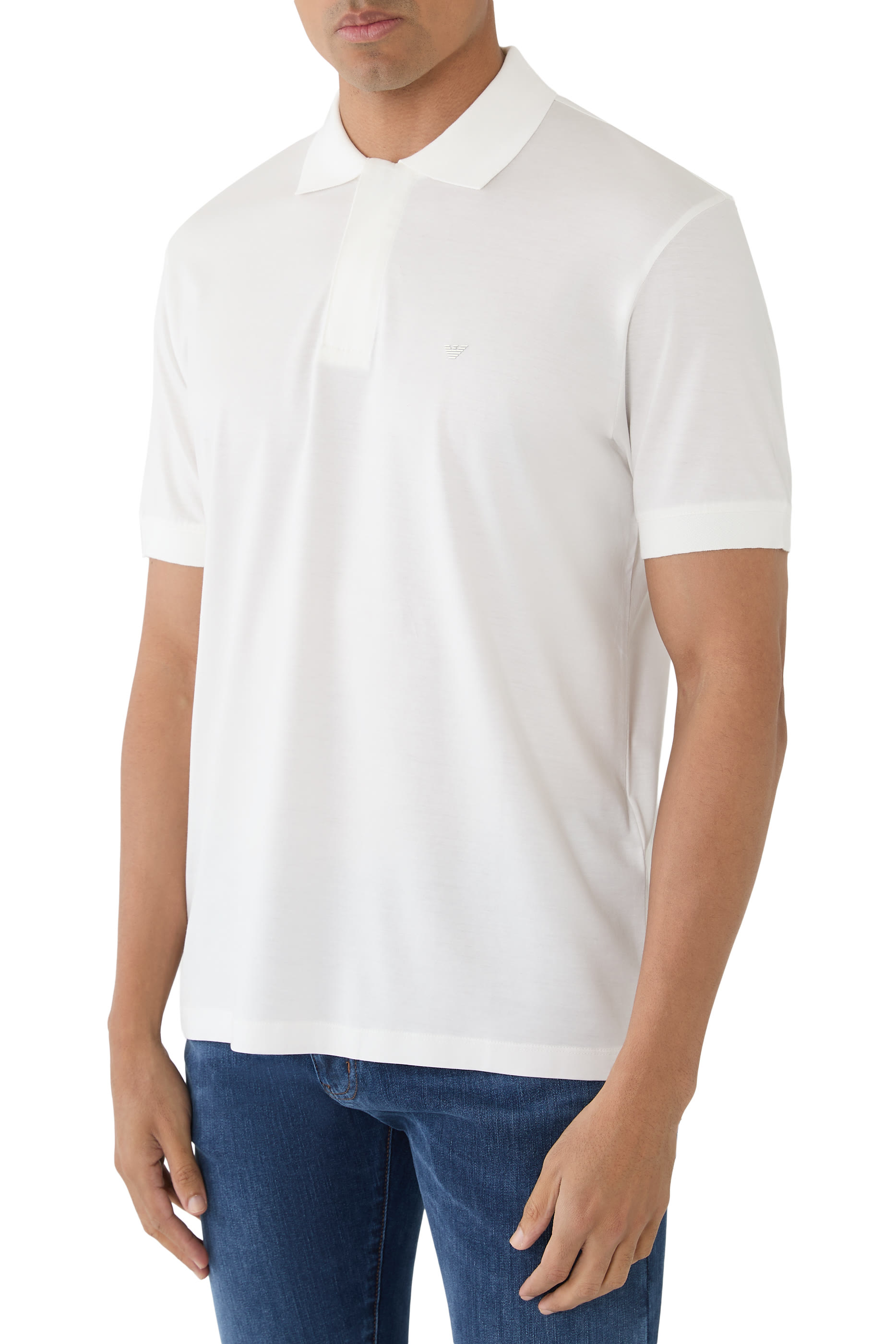 قميص بولو برقعة شعار رأس النسر صغيرة