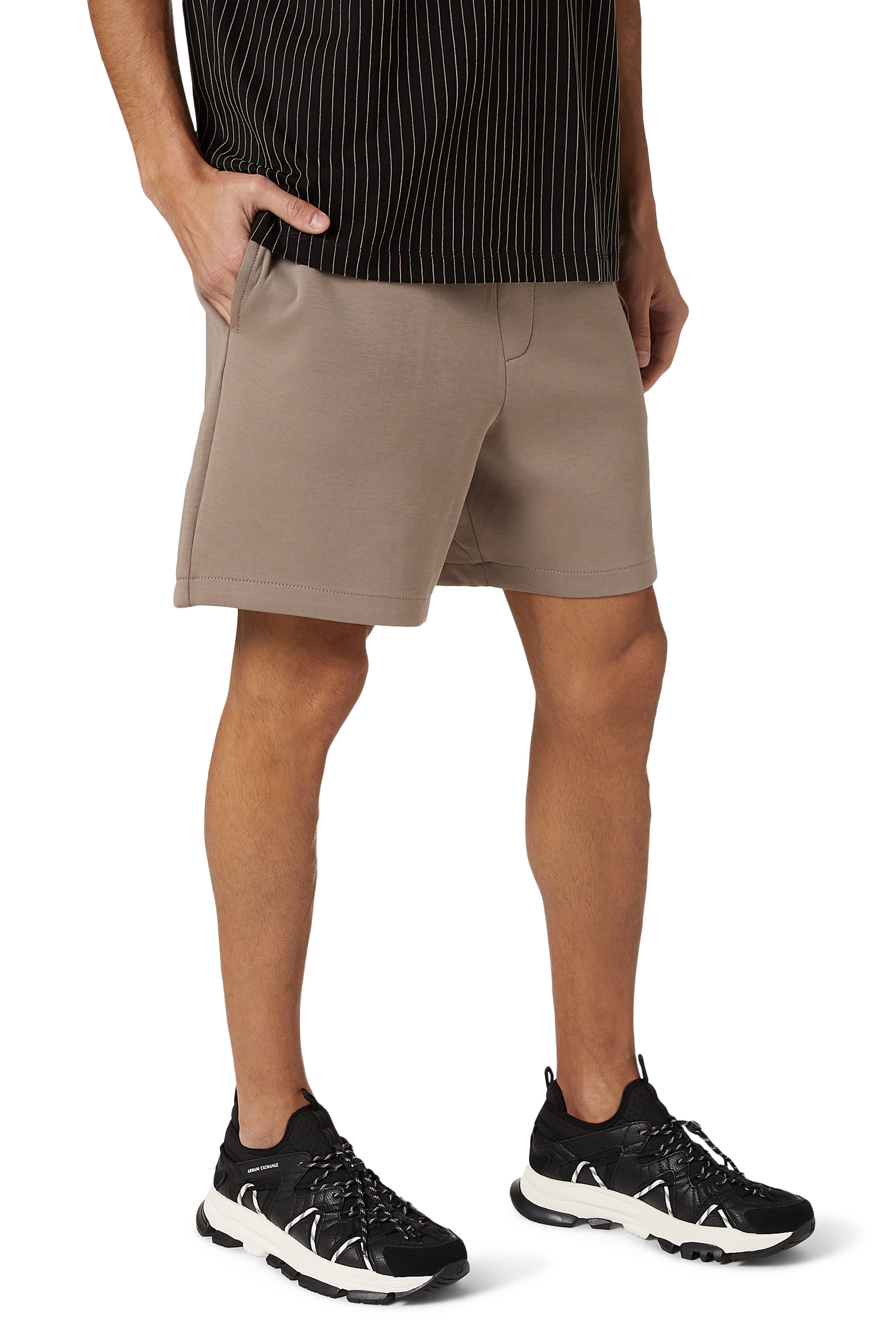 سنيكرز بشعار الماركة قماش معالج